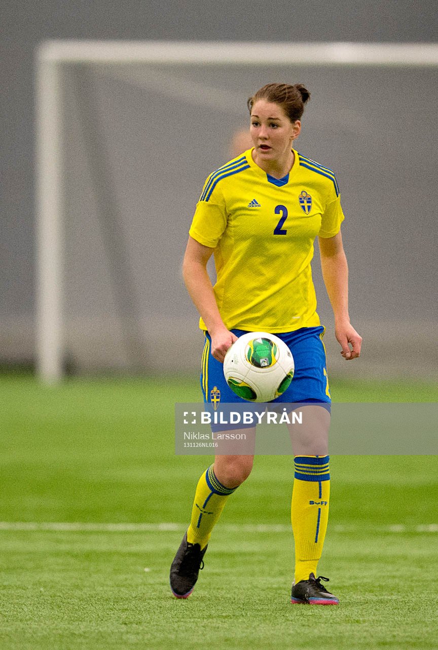Mia Carlsson, Sverige