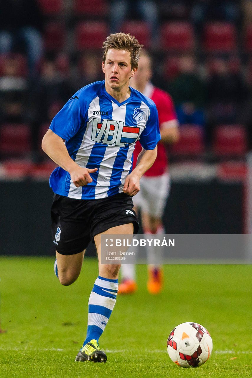 EINDHOVEN - Jong PSV - FC Eindhoven, Philips stadion, 02-12-2013, Jupiler league voetbal seizoen 2013 - 2014. Eindhoven speler Timothy Durwael.