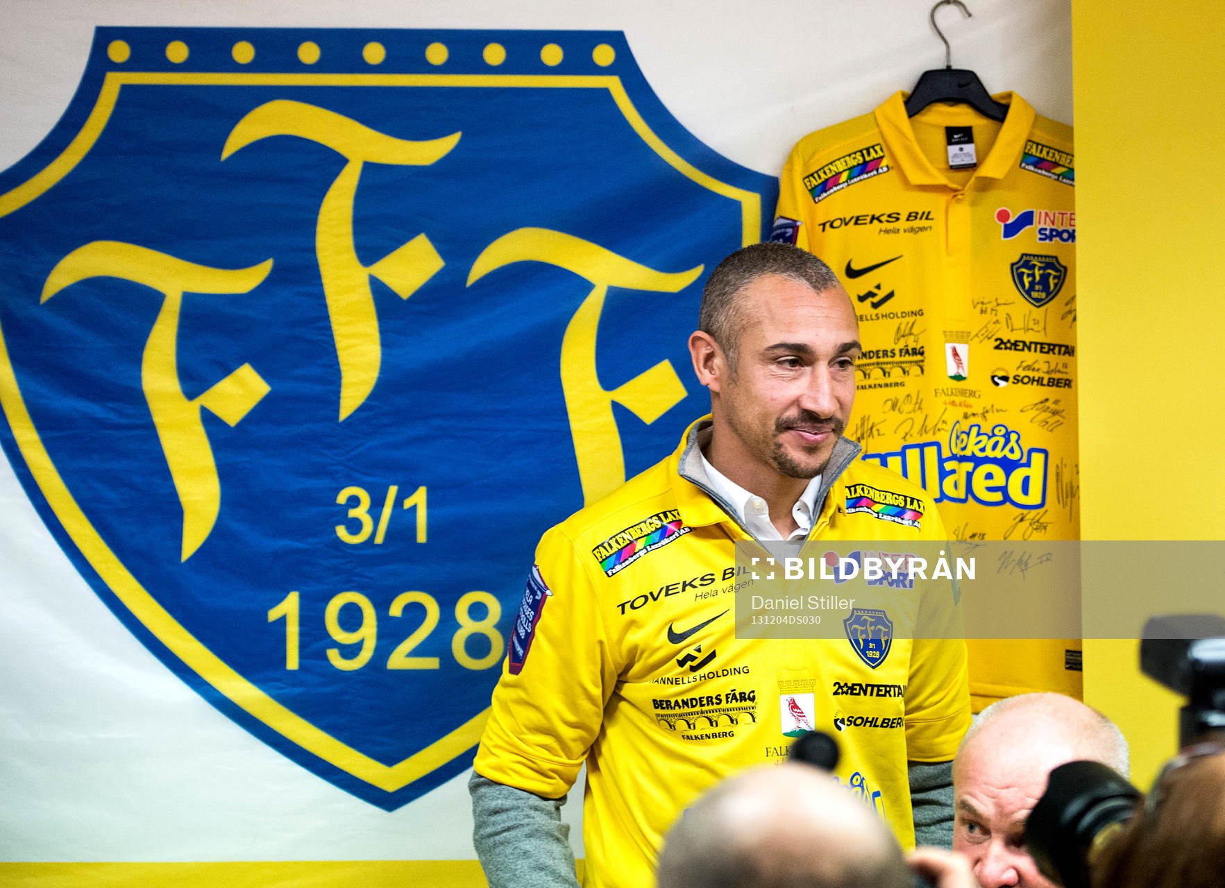 Falkenberg presenterar Henrik Larsson som ny tränare