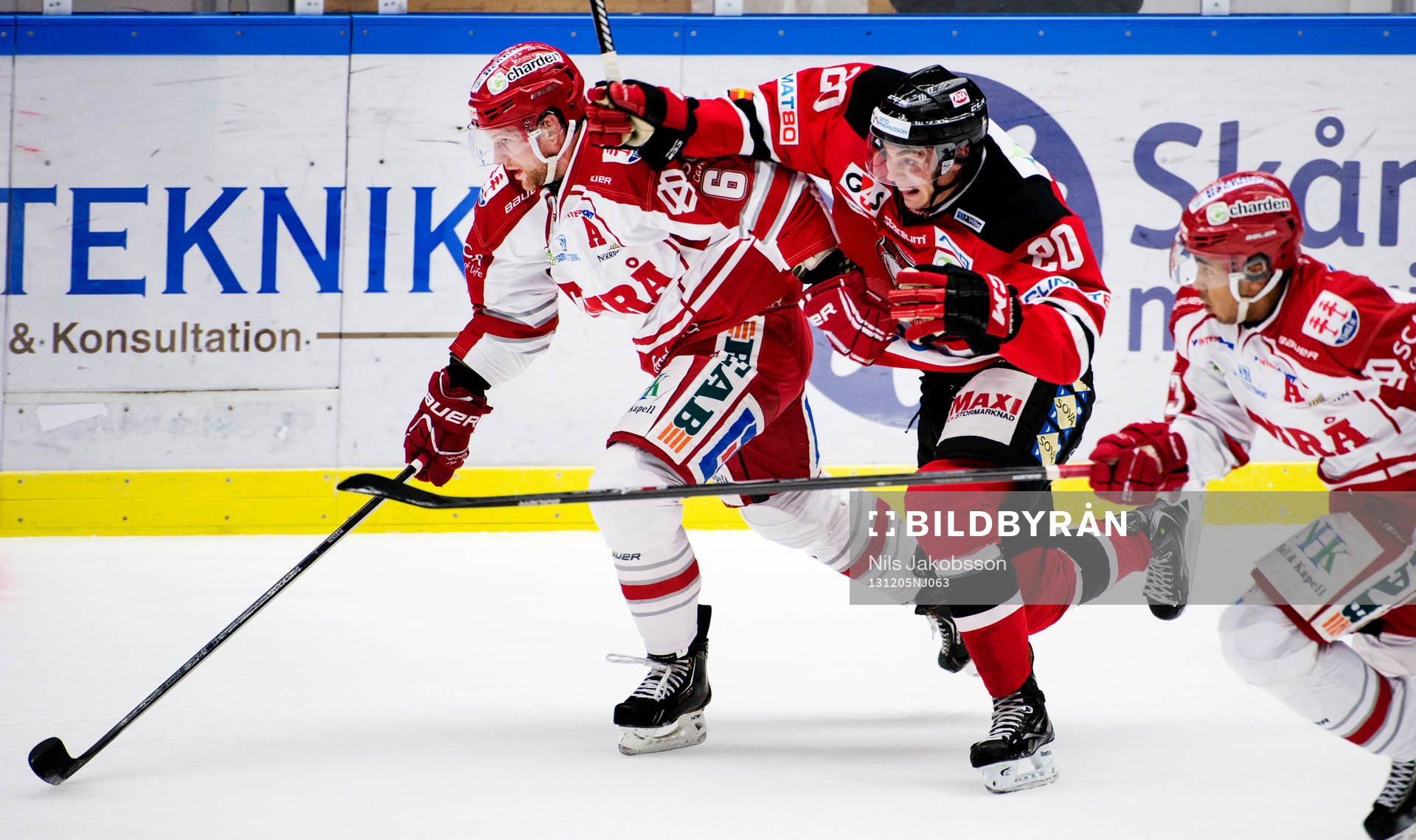 Timrås Robin Persson och Malmö Redhawks  Henrik Hetta