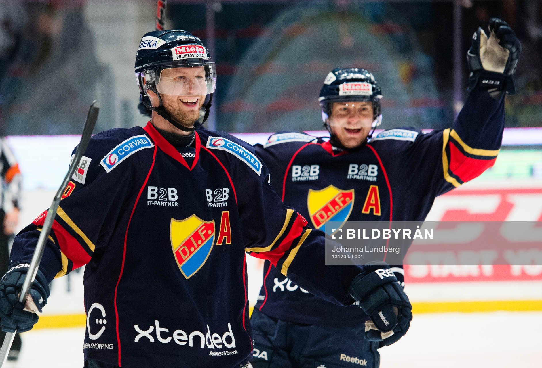 Michael Holmqvist  och Joakim Eriksson  jublar