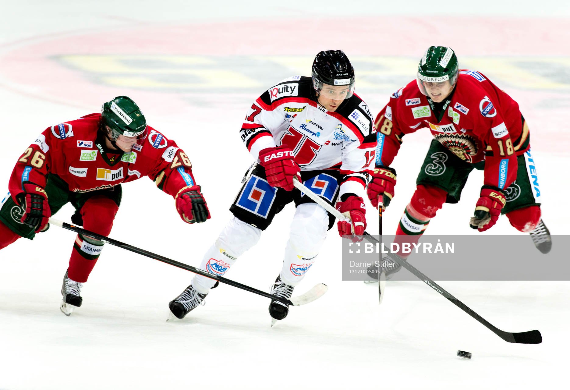 Frölundas Erik Karlsson och Anton Blidh jagar Örebros Ben