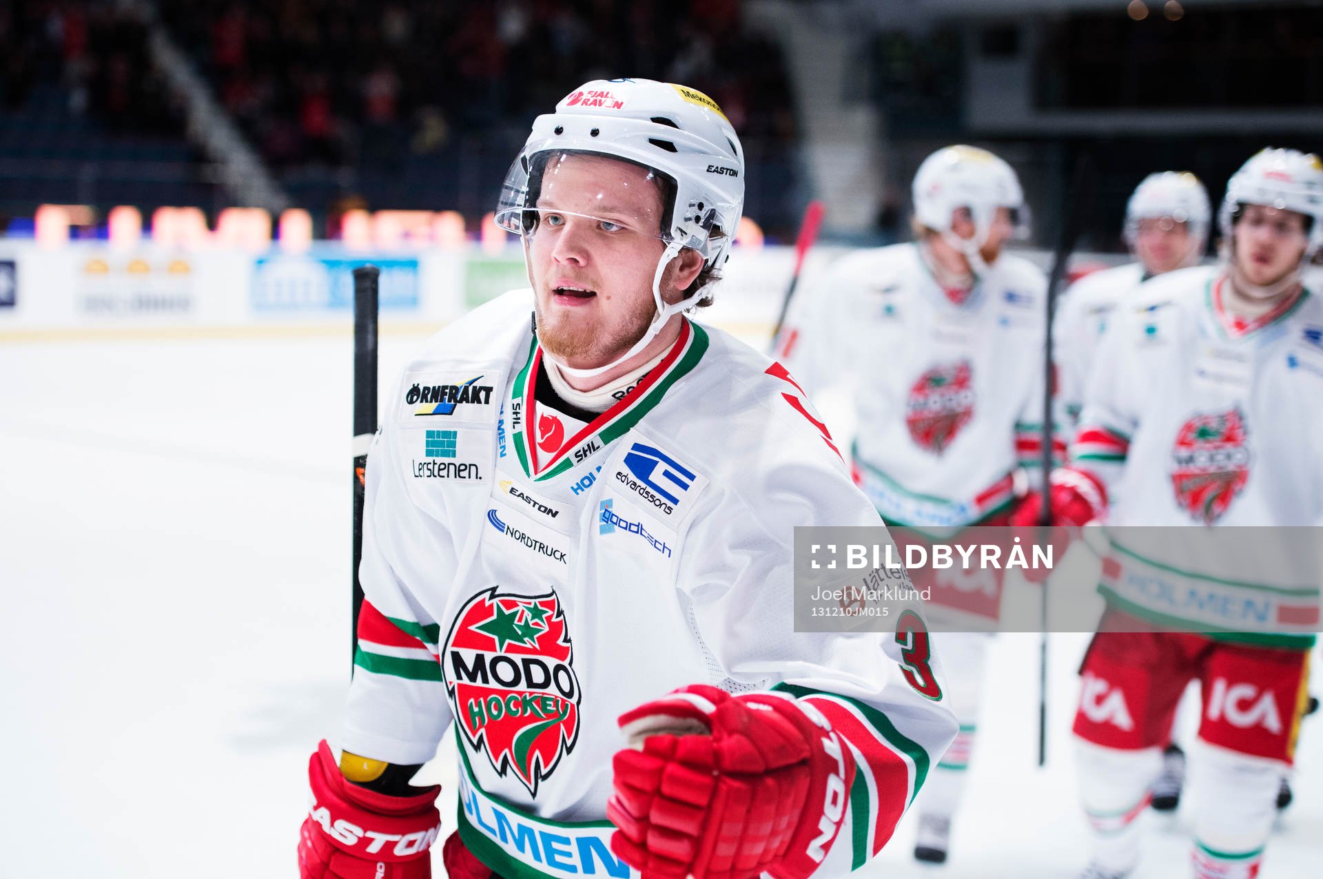 Modos Joonas Lehtivuori jublar