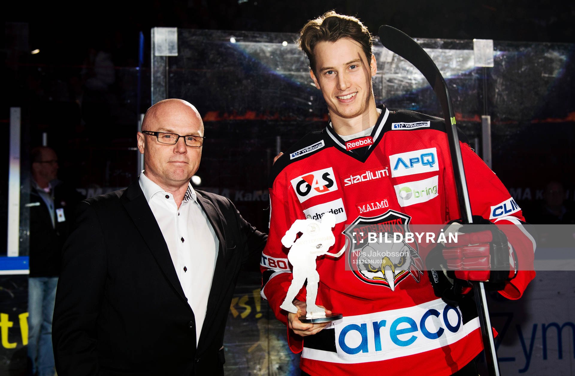 Malmö Redhawks Robin Alvarez tilldelas statyetten som