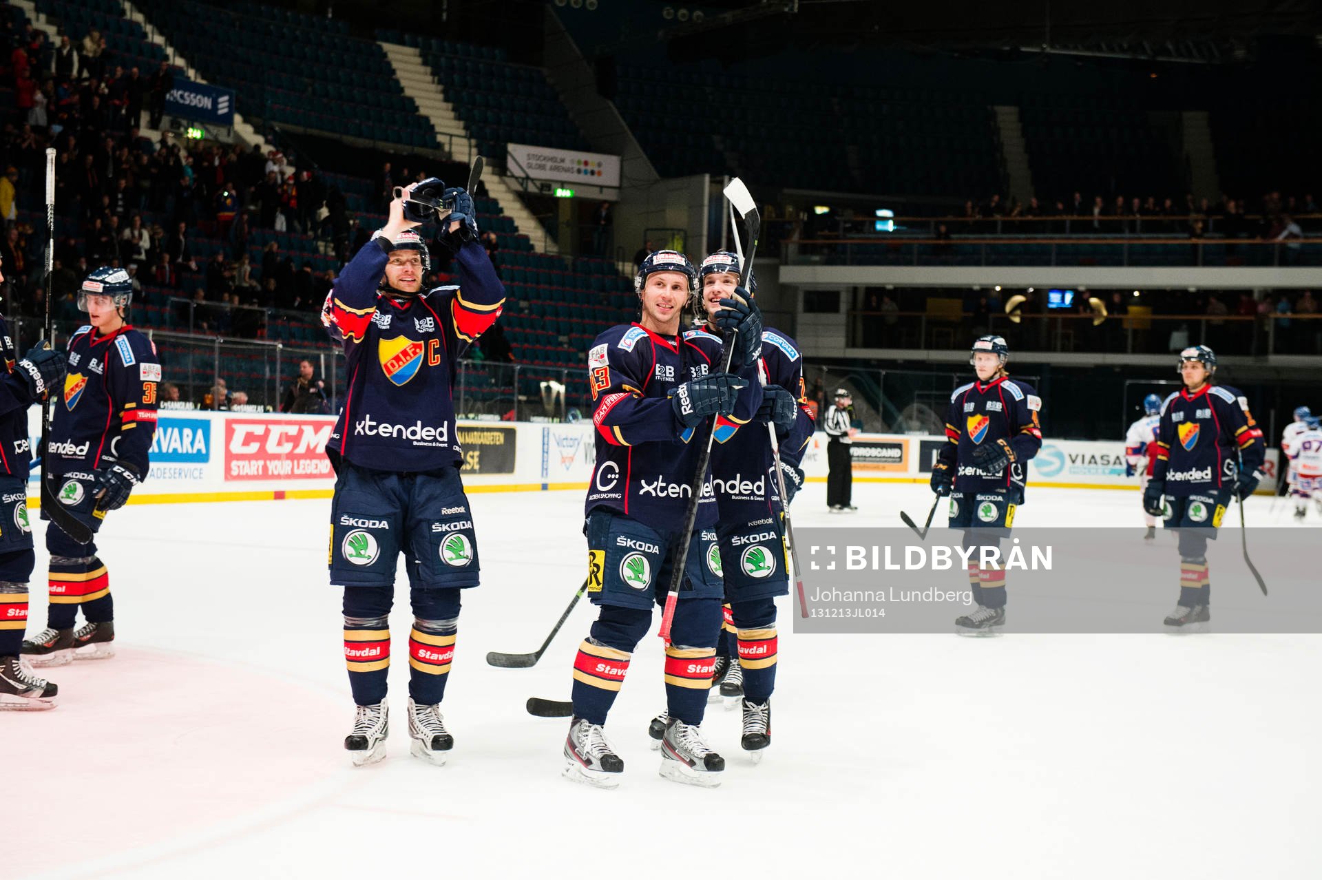 Timmy Pettersson, Dustin Johner och Henrik Nyberg jublar