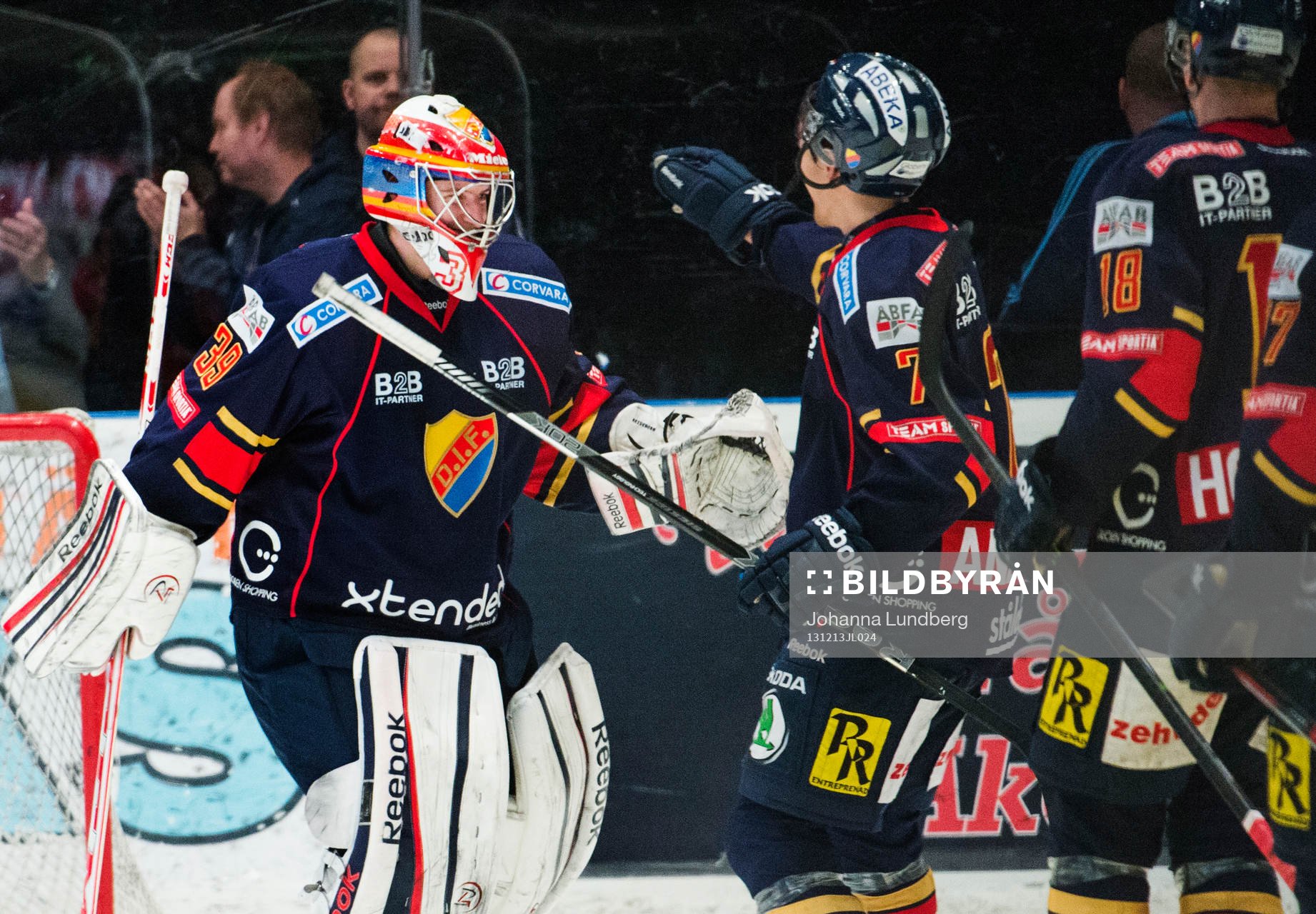 målvakt Adam Reideborn  jublar