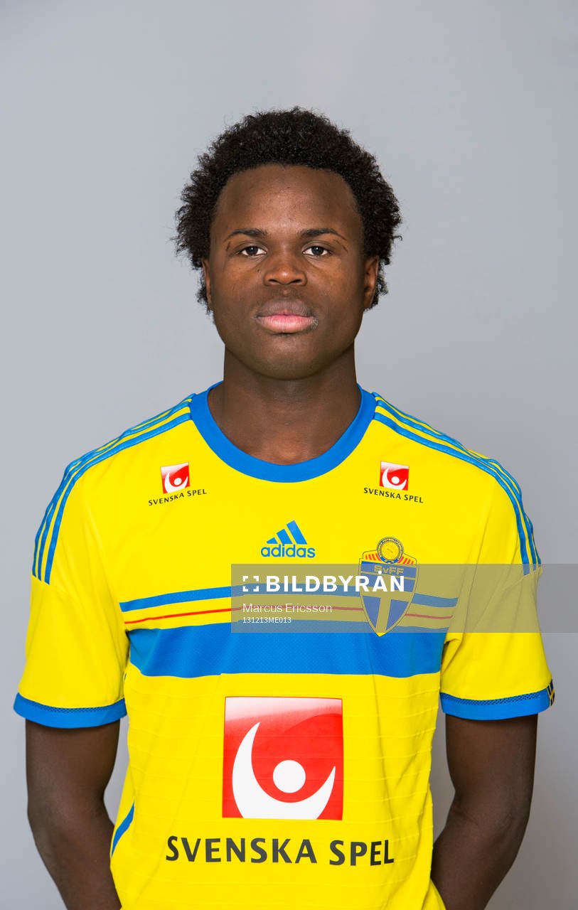 Porträtt på Oumar Traoré  under P15/94 landslagets samling den 13 december 2013 i Stockholm.