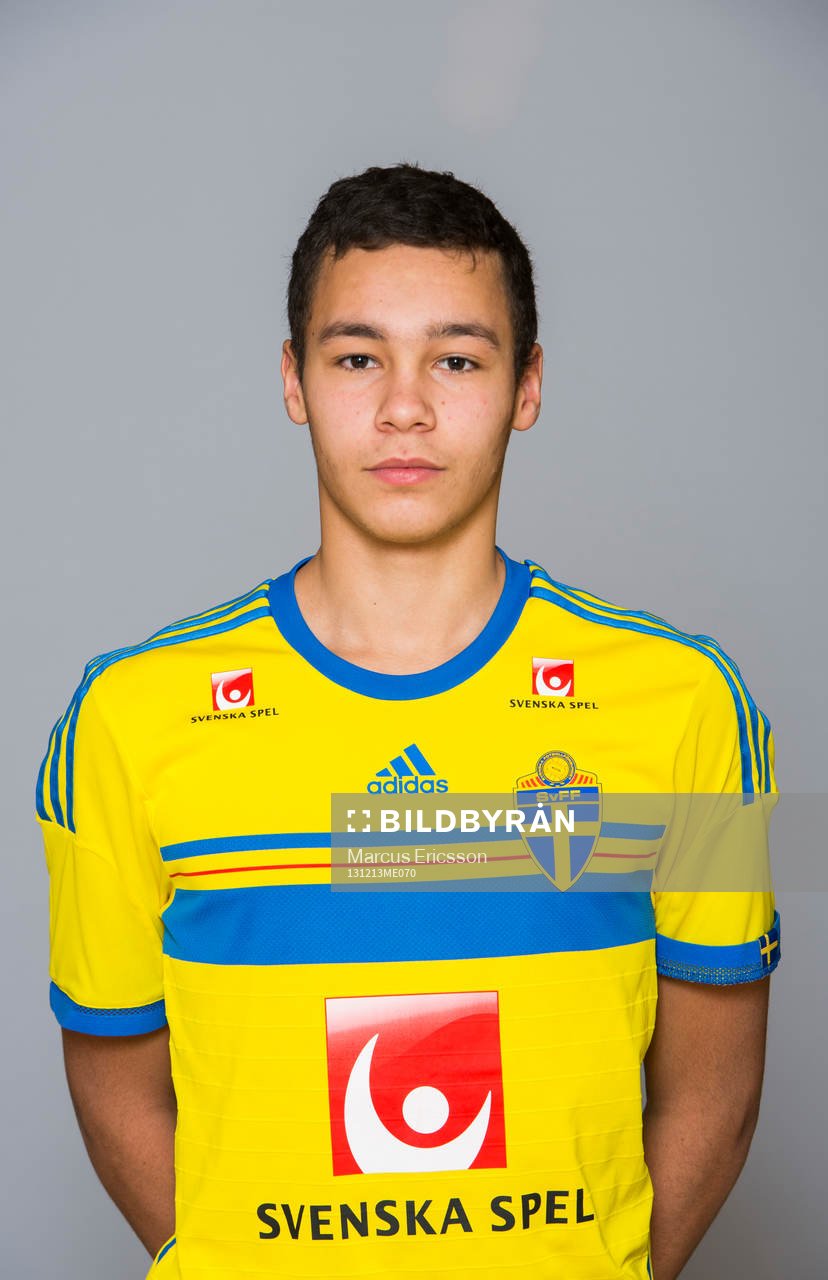 Porträtt på Lucas Hallberg