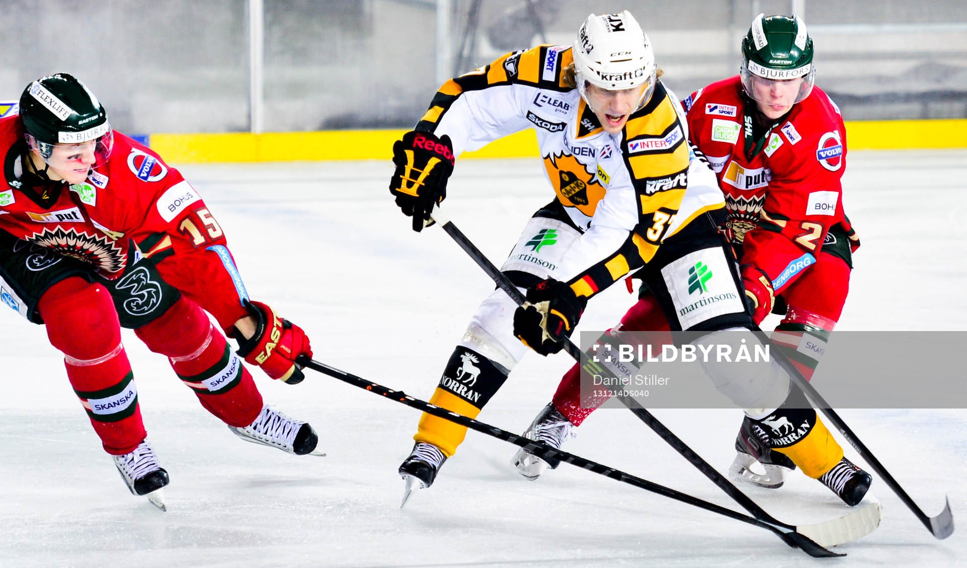 Skellefteås John Norman mellan Frölundas John Klingberg