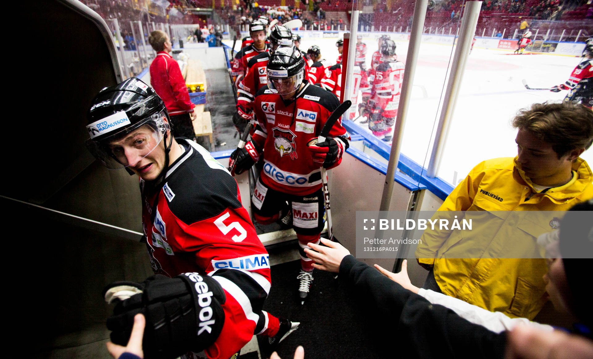 Malmö Redhawks Johan Björk tackar publiken