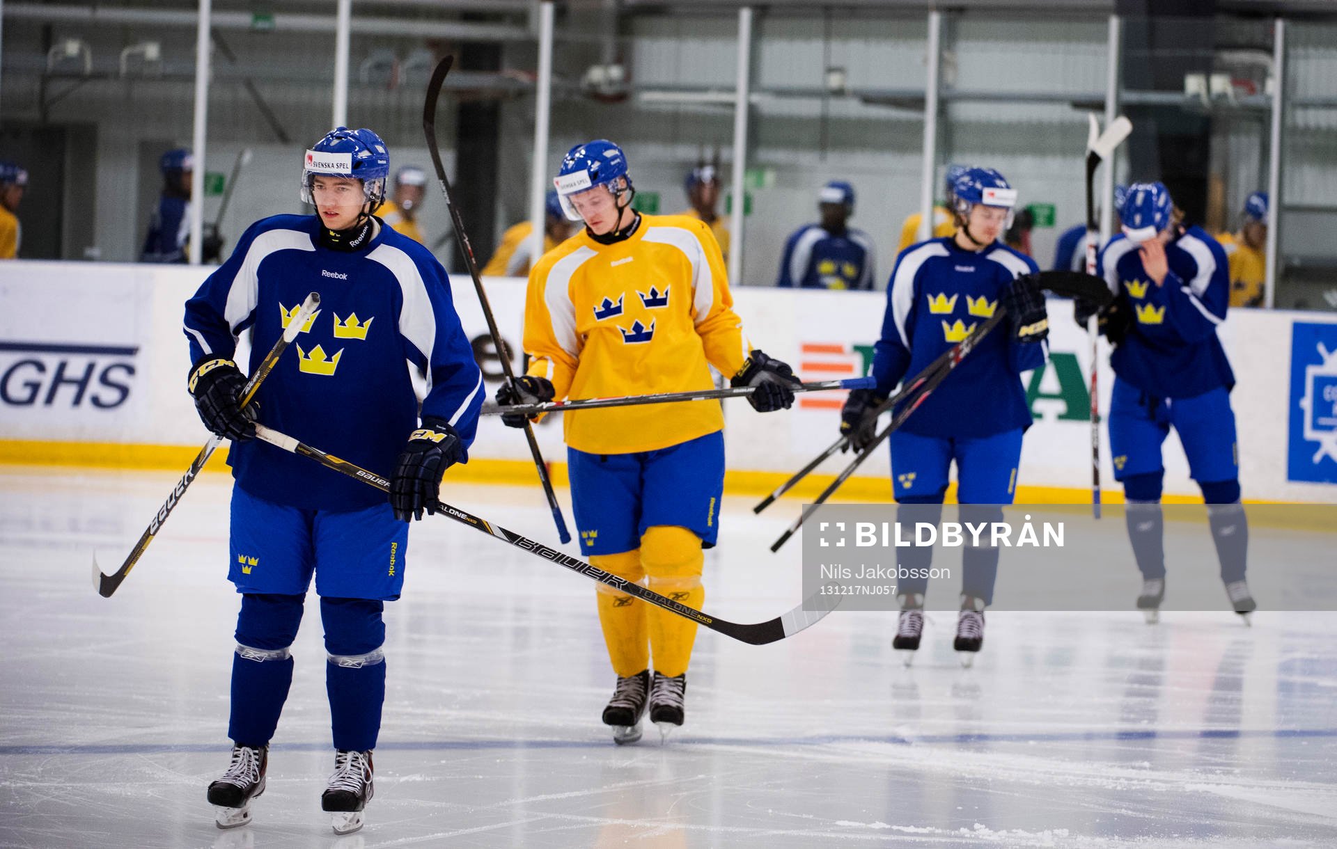 Sveriges Christian Djoos och resten av JVM-laget går in