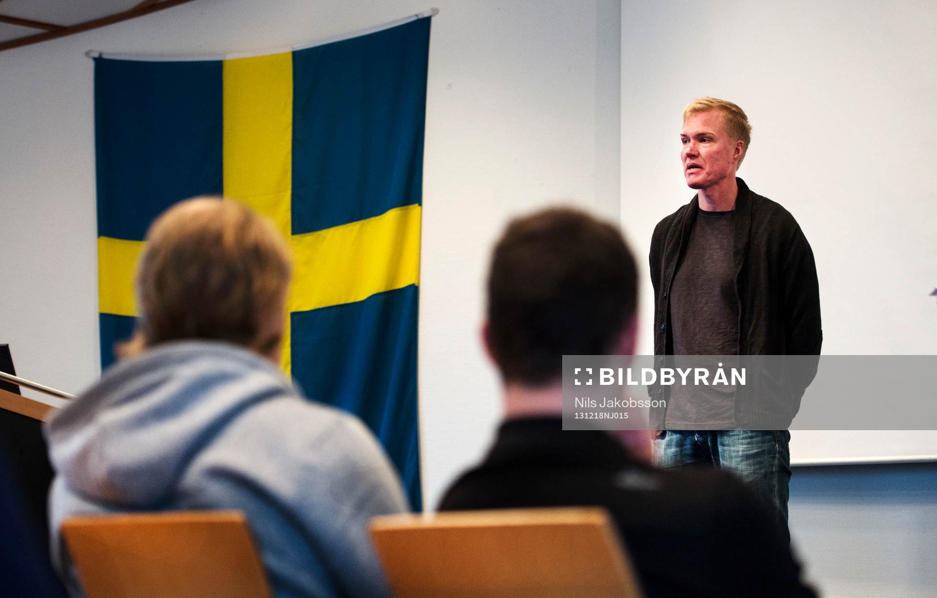 Kenny Jönsson kommer och pratar med Sveriges JVM-lag