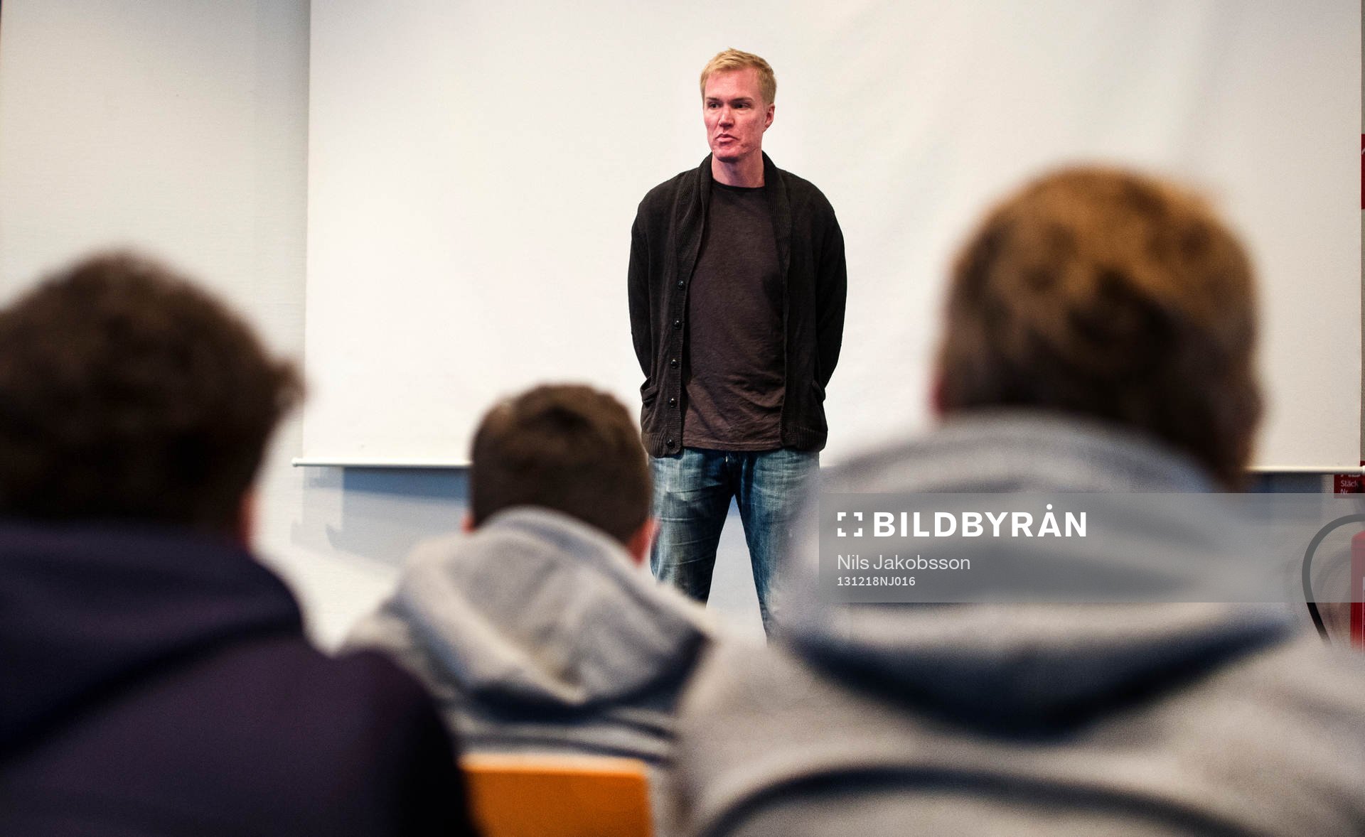 Kenny Jönsson kommer och pratar med Sveriges JVM-lag