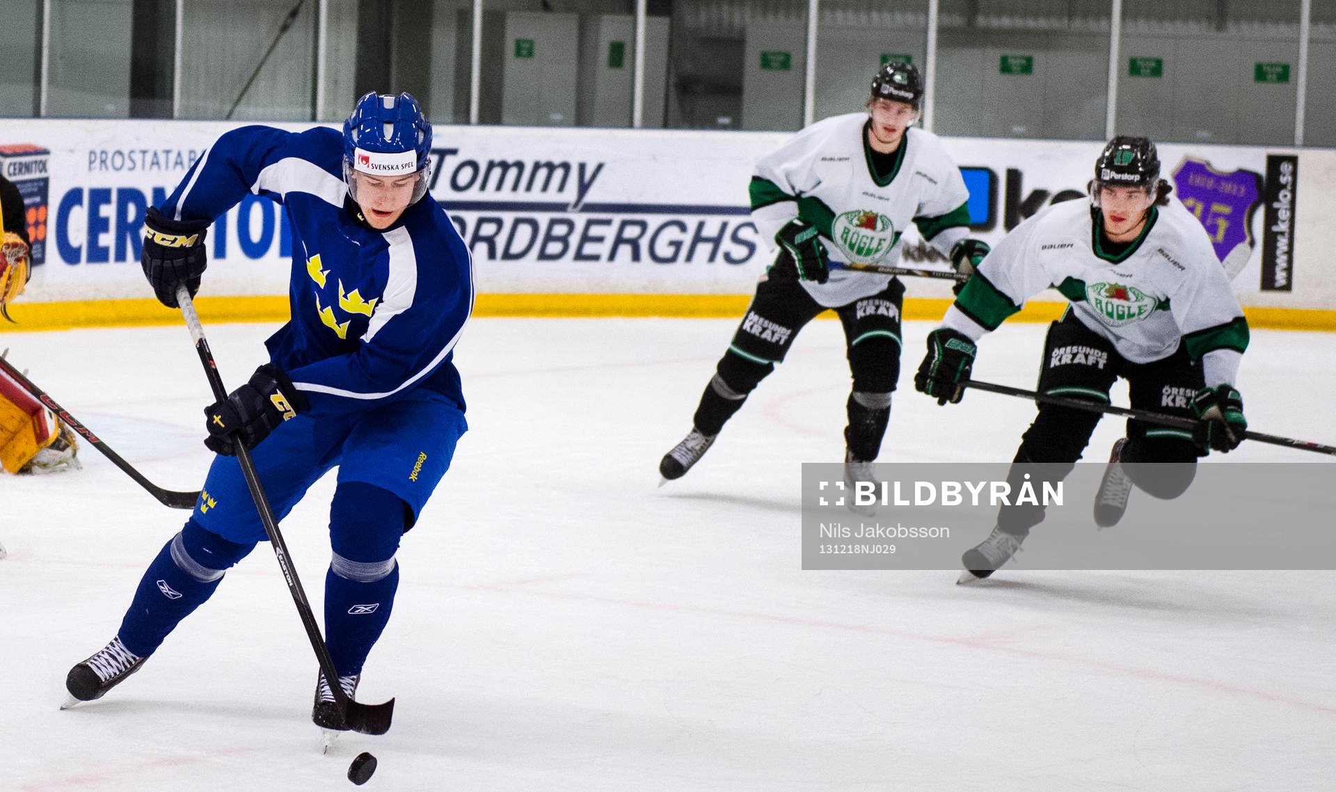 när Sveriges JVM-lag tränar boxplay mot Rögle