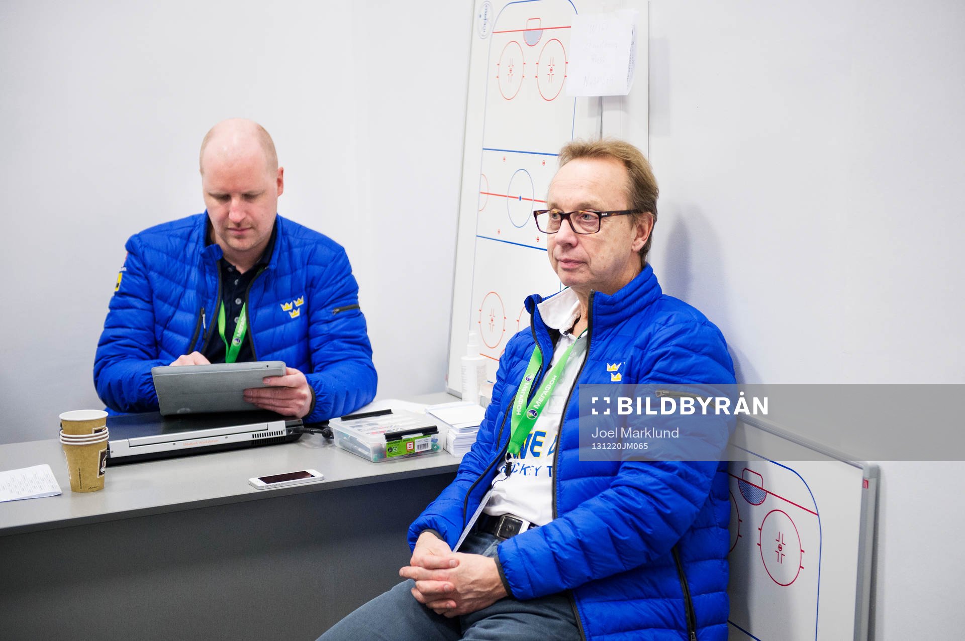 Ulf Engman och Pär Mårts i Sveriges omklädningsrum