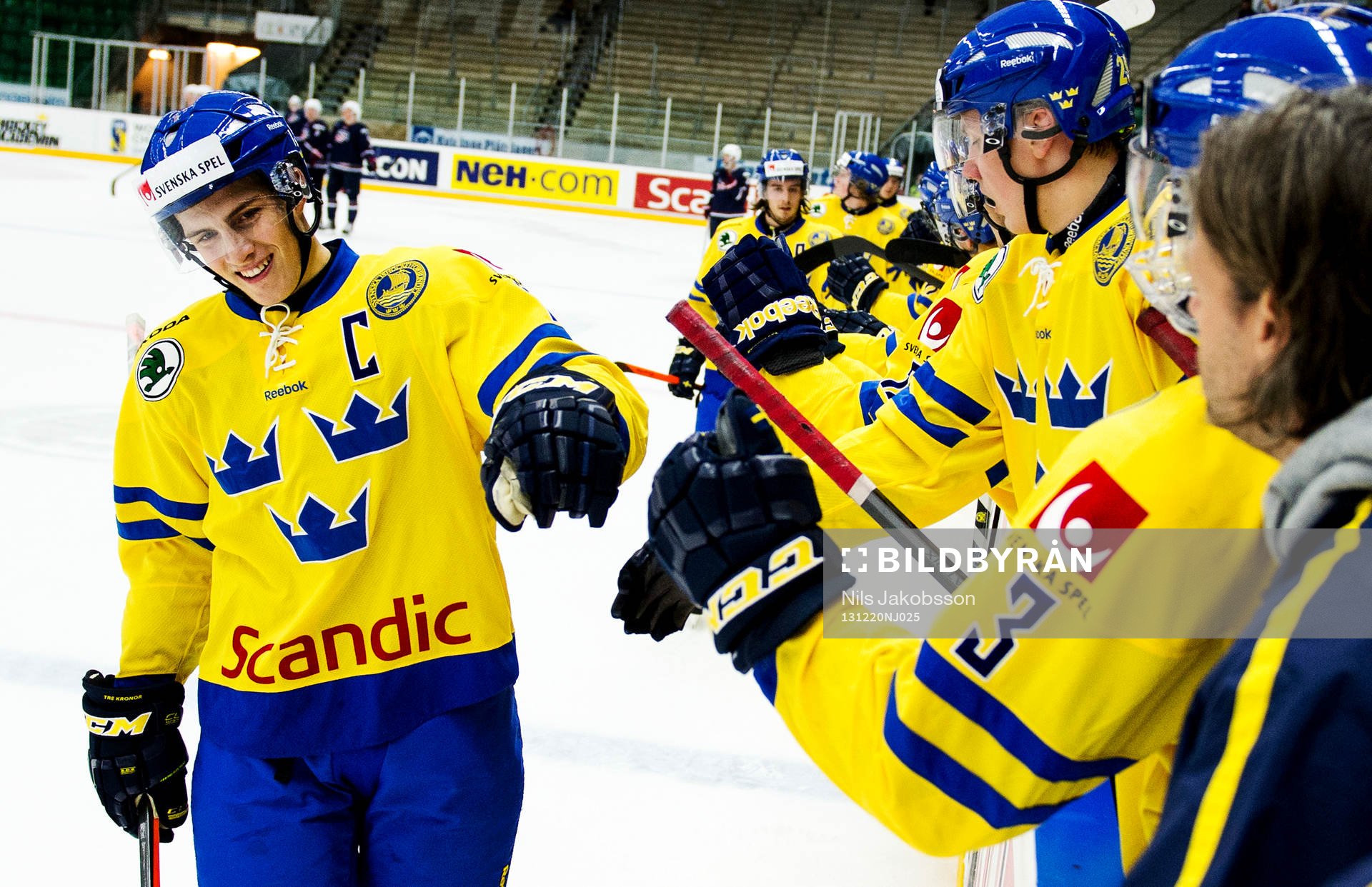 Sveriges Alexander Wennberg jublar