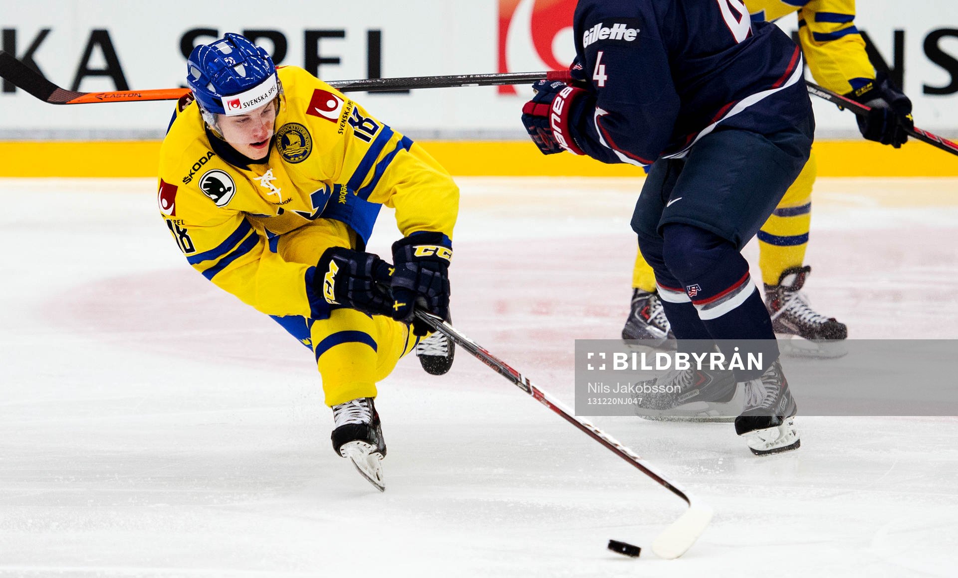 Sveriges André Burakovsky och USAs Will Butcher
