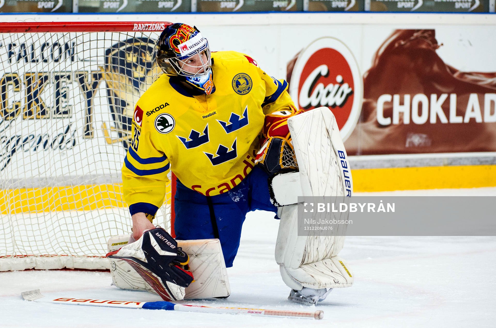 Sveriges målvakt Oscar Dansk