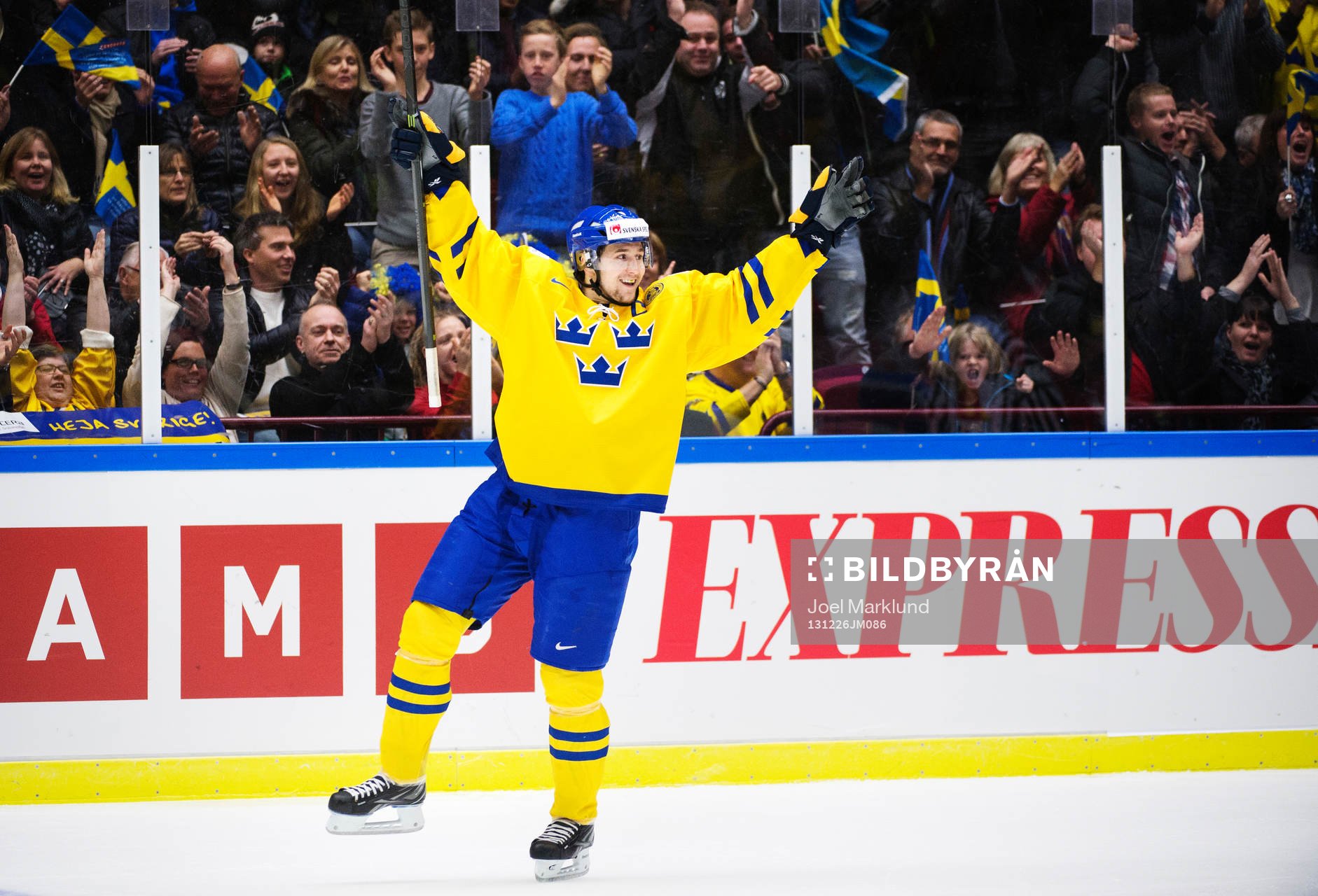 Sveriges Filip Forsberg jublar