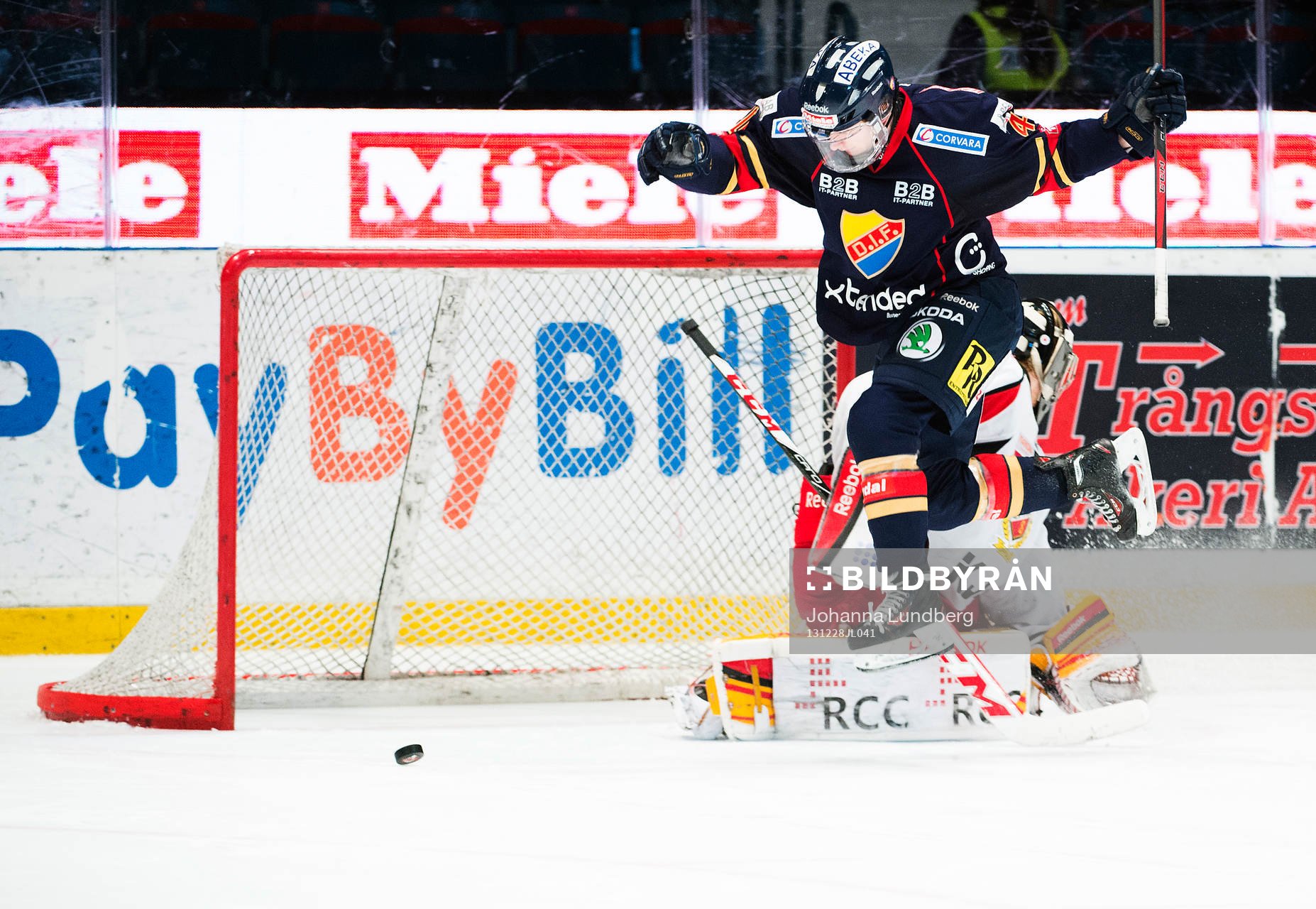 Djurgårdens Mattias Kalin sätter sin straff