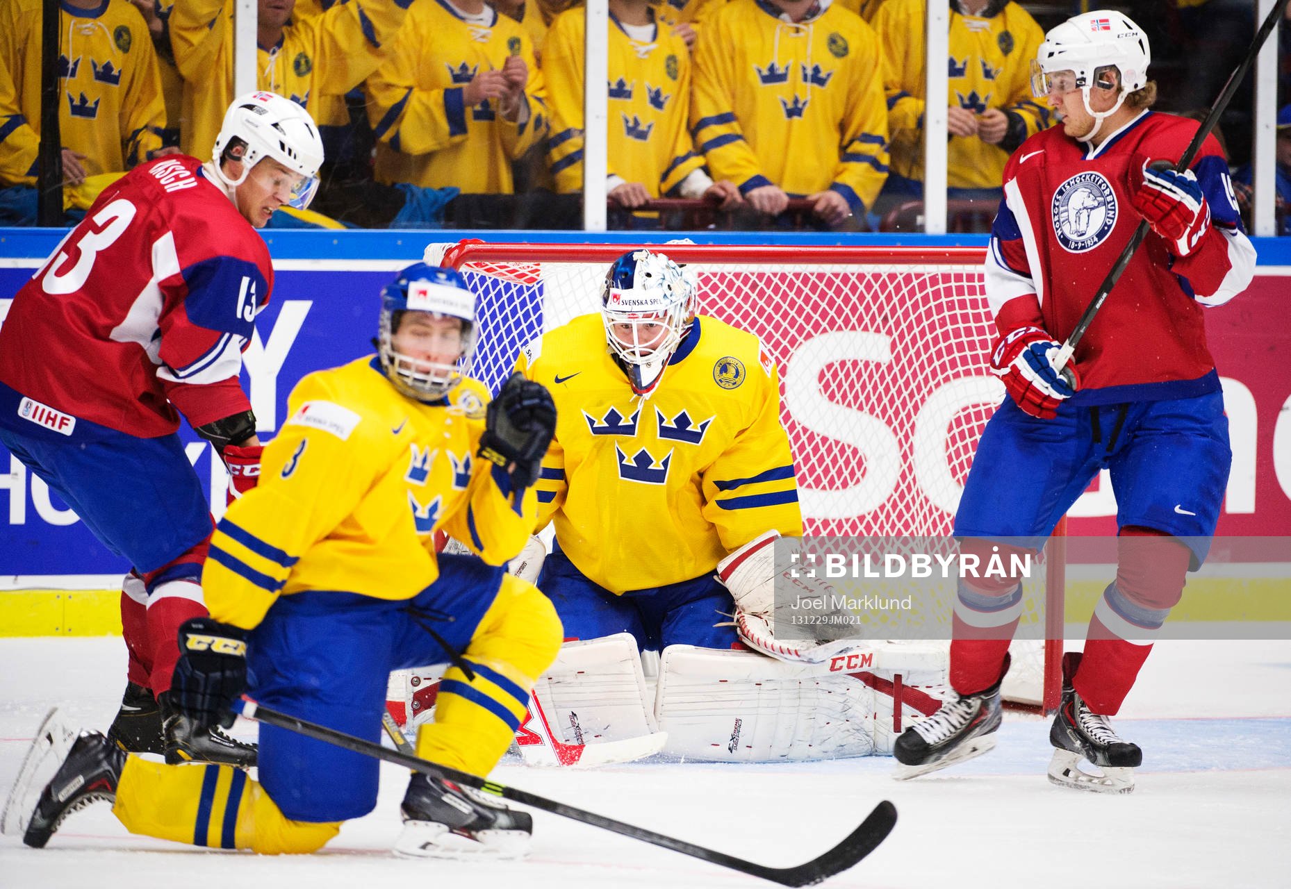 Sveriges målvakt Marcus Högberg