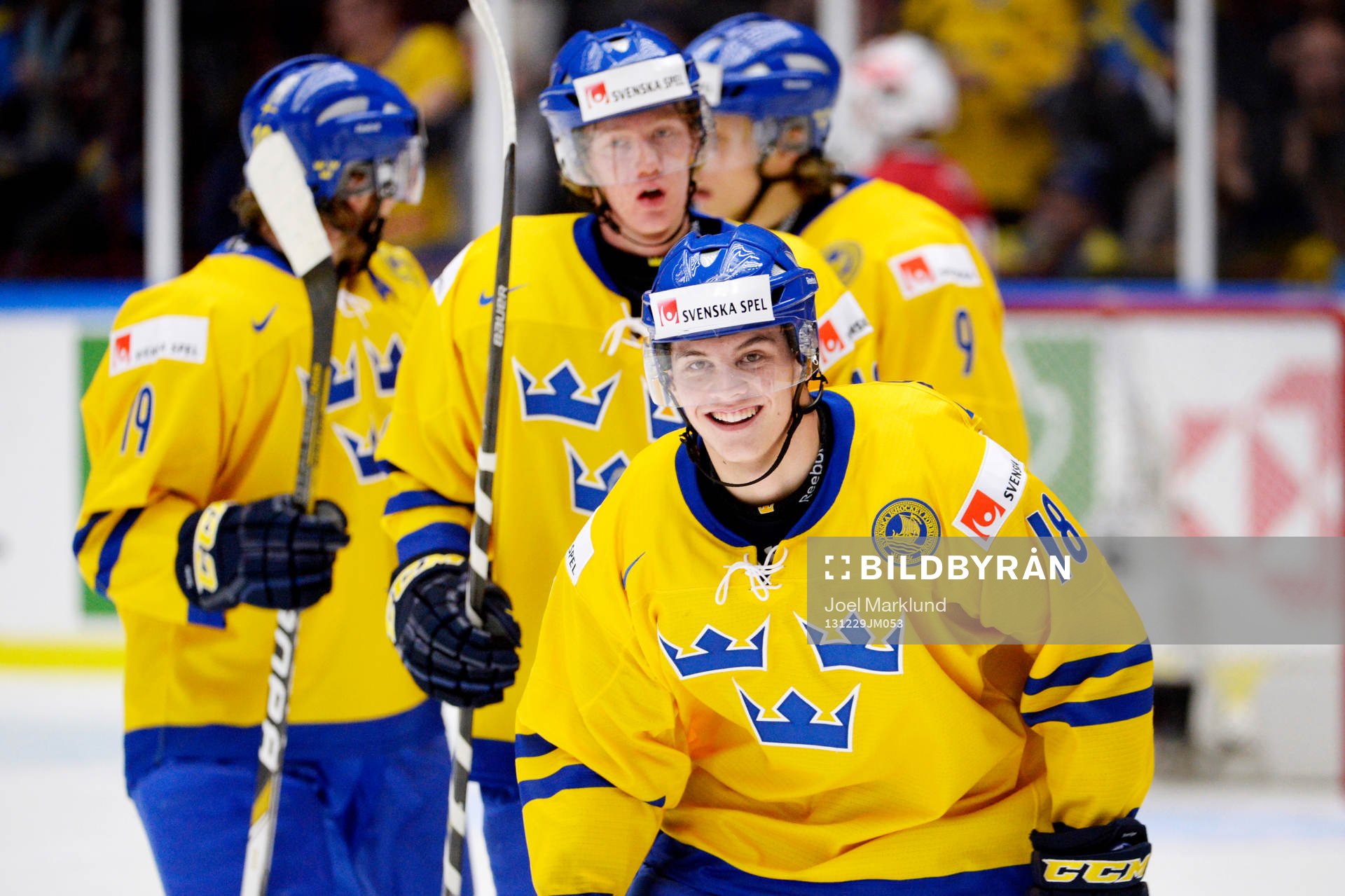 André Burakovsky i Sverige jublar