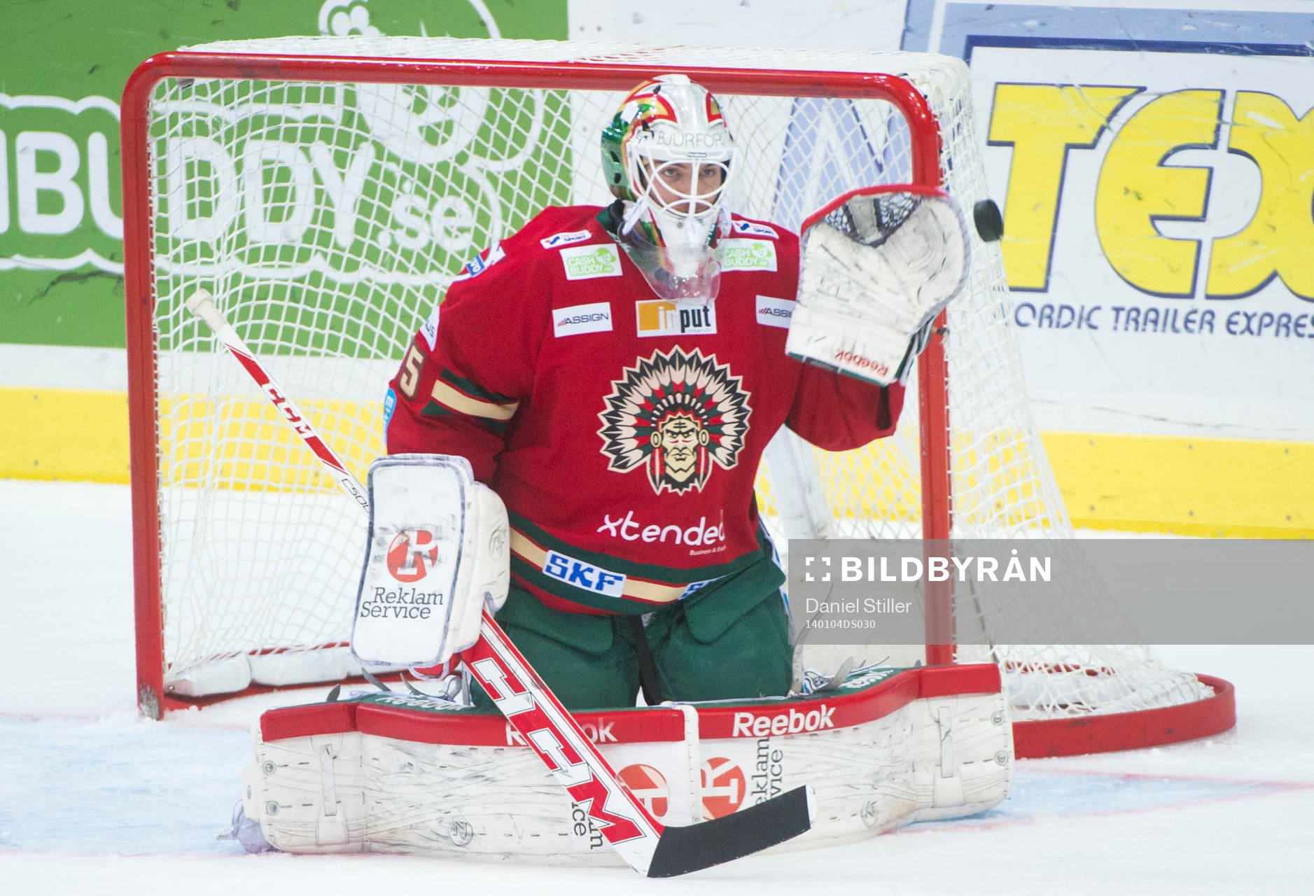 Frölundas målvakt Linus Fernström