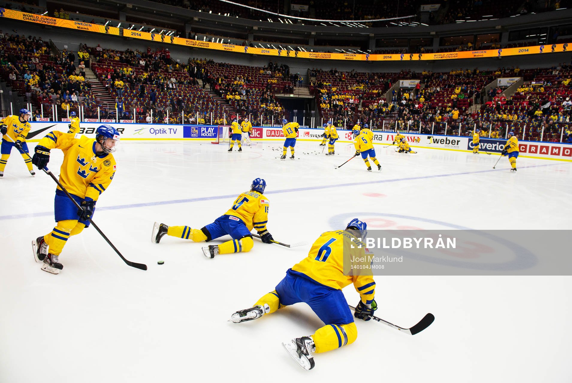 Sveriges lag värmer upp