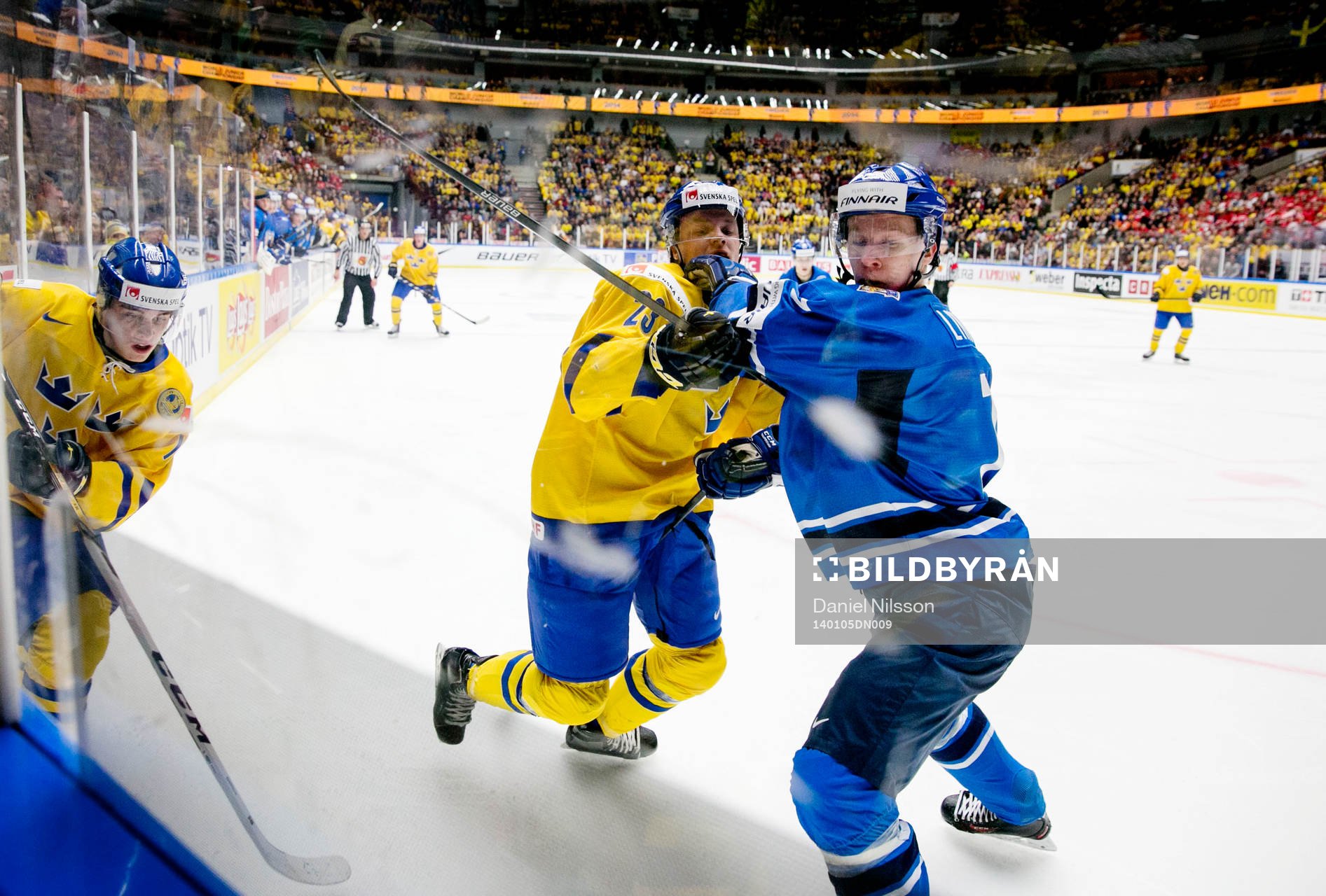 Sveriges André Burakovsky och Nick Sörensen och Finlands