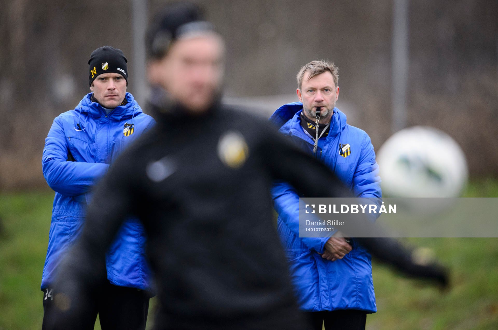 Häckens Fysioterapeut CARL PERSSON och  tränare Peter