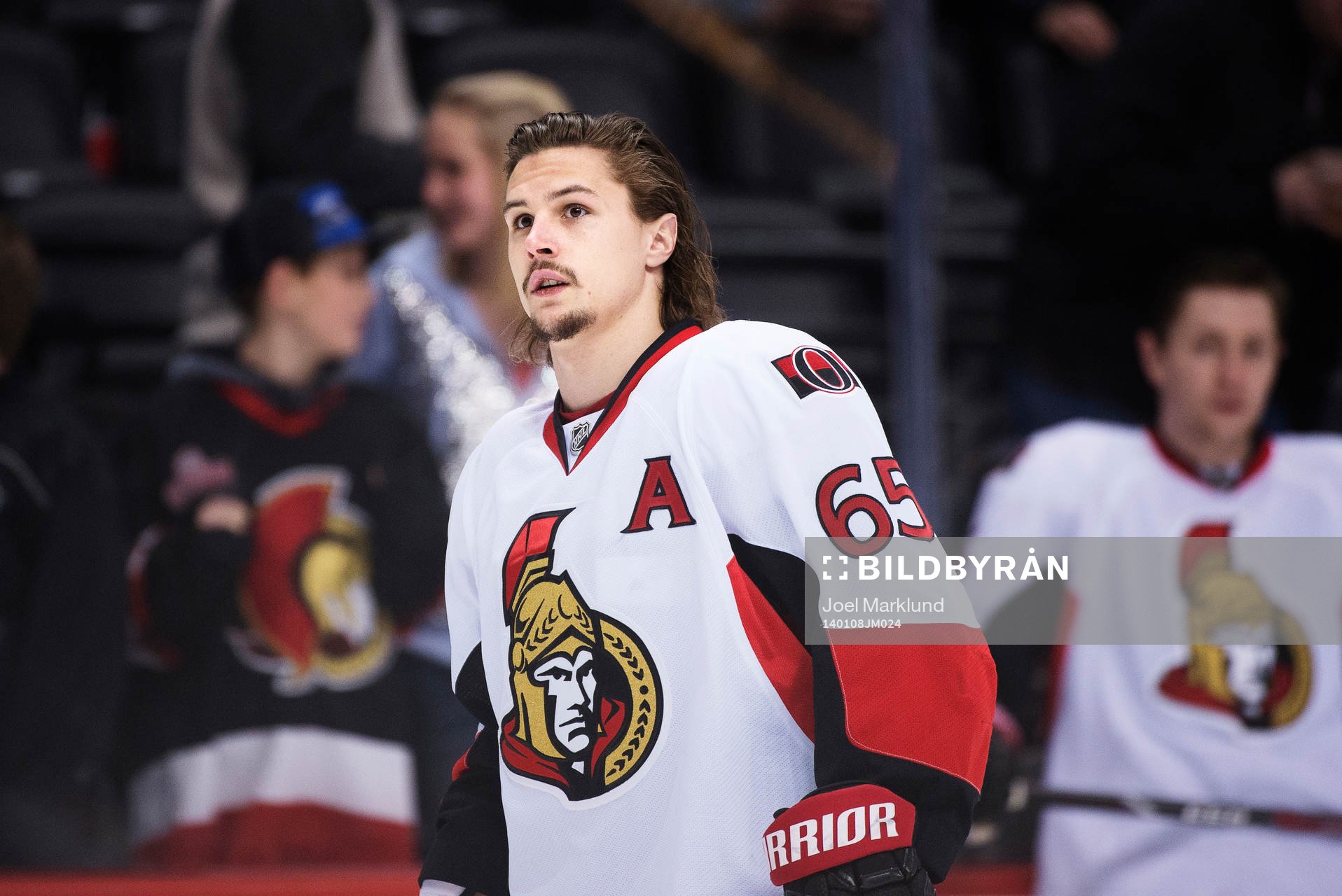 Ottawas Erik Karlsson på uppvärmningen