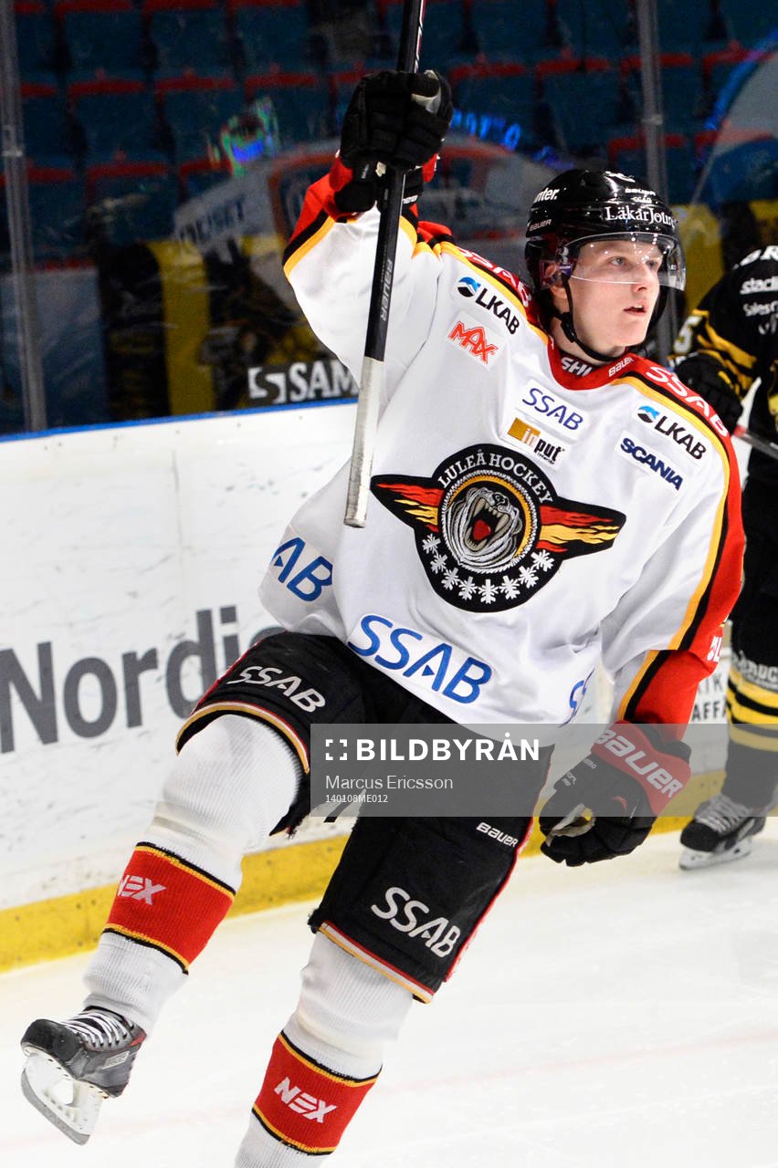 Luleås Daniel Mannberg jublar