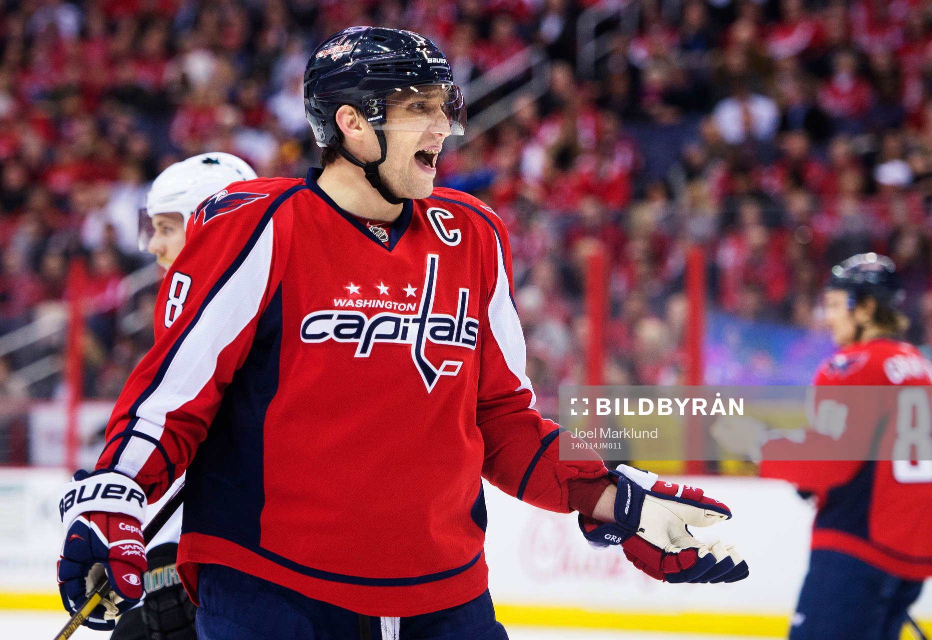 Washingtons Alexander Ovechkin reagerar