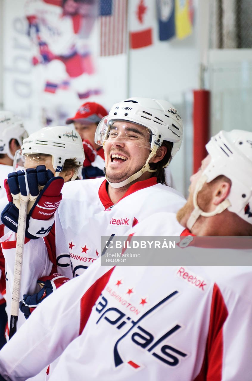 Marcus Johansson skrattar