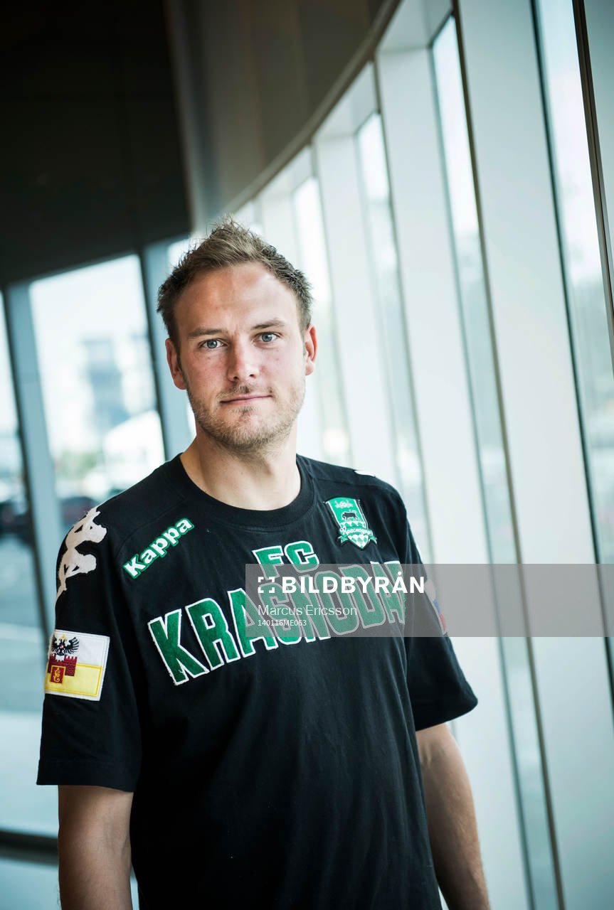 Andreas Granqvist på träningsläger med sitt ryska