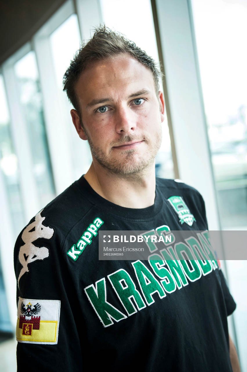 Andreas Granqvist på träningsläger med sitt ryska