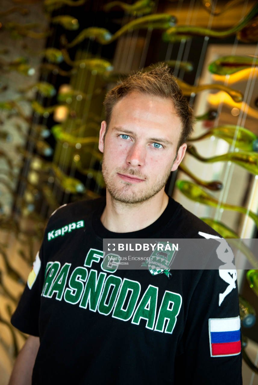 Andreas Granqvist på träningsläger med sitt ryska