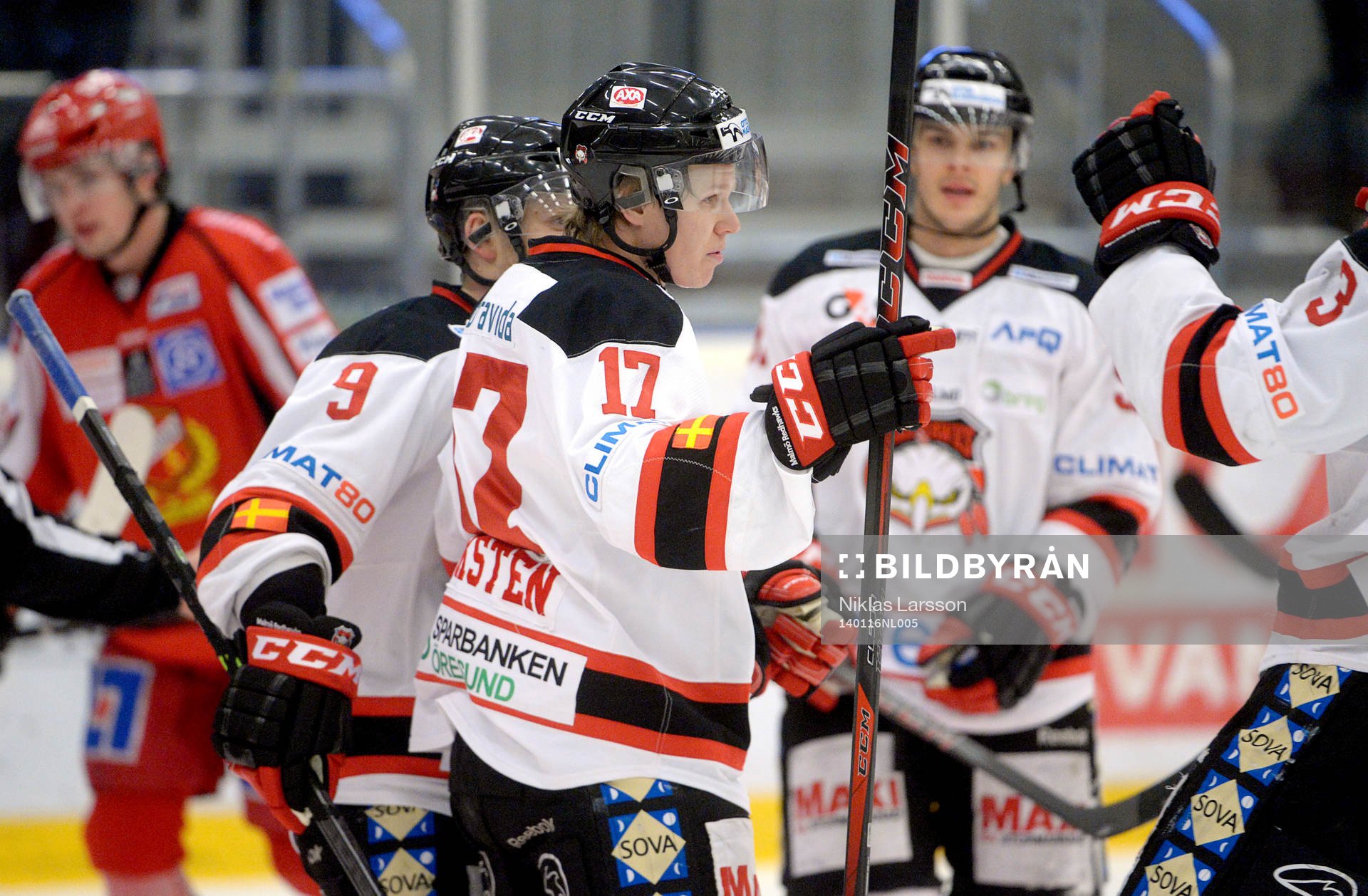 Malmö Redhawks Daniel Viksten jublar