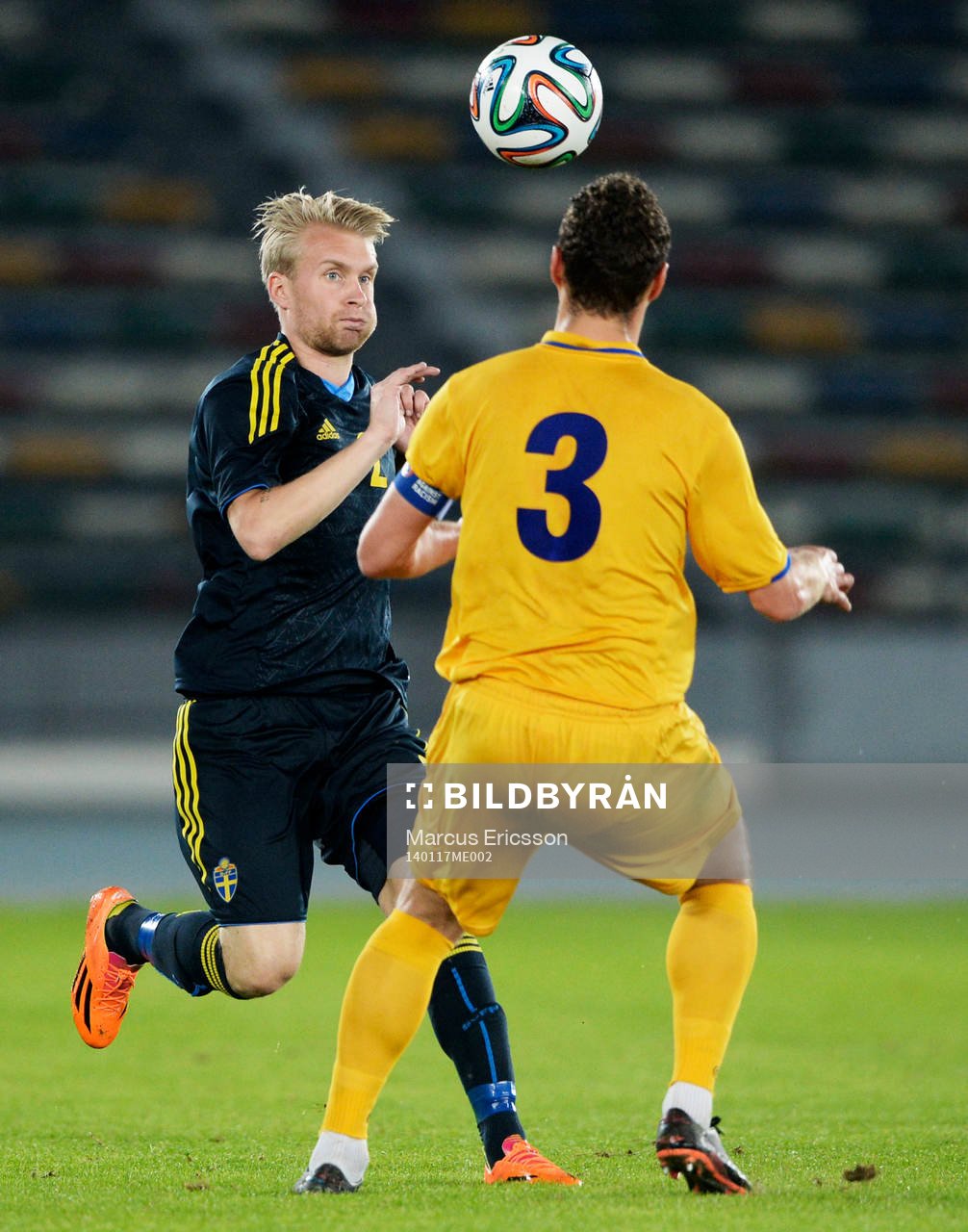 Sveriges Johan Larsson och Moldaviens Victor Golovatenco