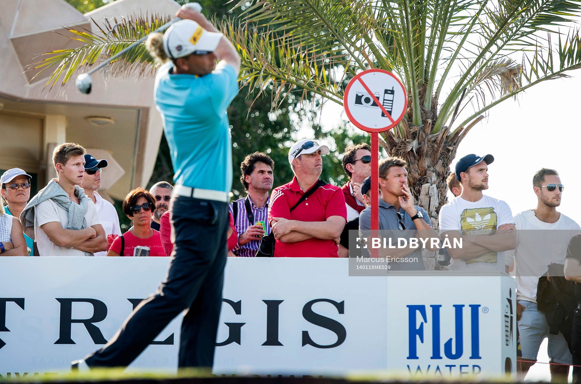 Sveriges Emil Krafth, players manager Marcus Allbäck, Oskar Jansson och Niklas Backman gör ett besök på Abu Dhabi Golf Club European Tour under januariturnén den 18 januari 2014 i Abu Dhabi.