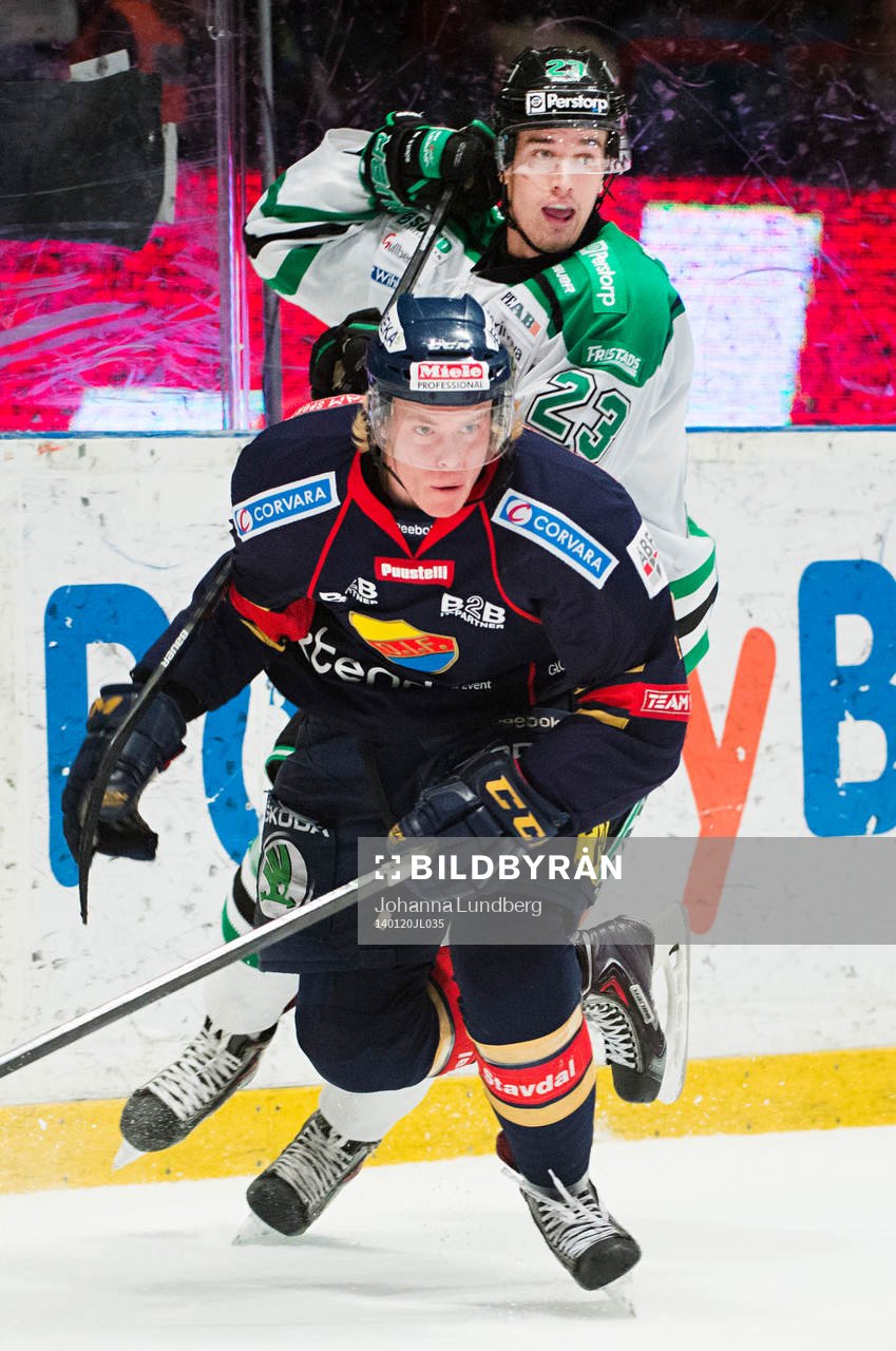 Djurgårdens Samuel Lofquist  och Rögles Daniel Sylwander