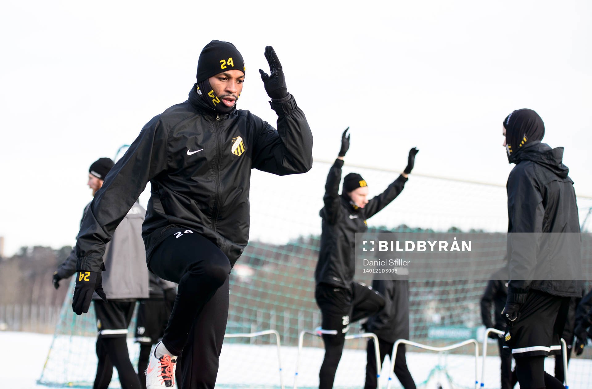 Rene Makondele tränar med Häcken