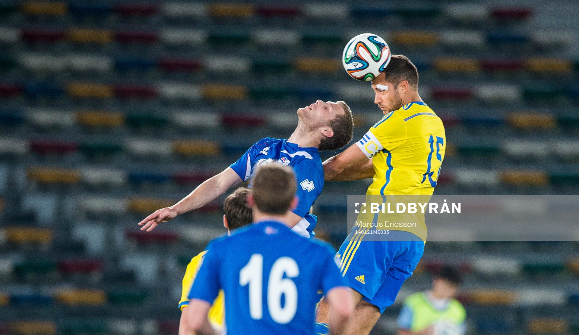 Sveriges Niklas Backman under träningslandskampen mellan Island och Sverige på januariturnén den 21 januari 2014 i Abu Dhabi.