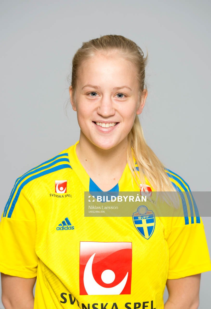 Paulina Hedquist, Sverige