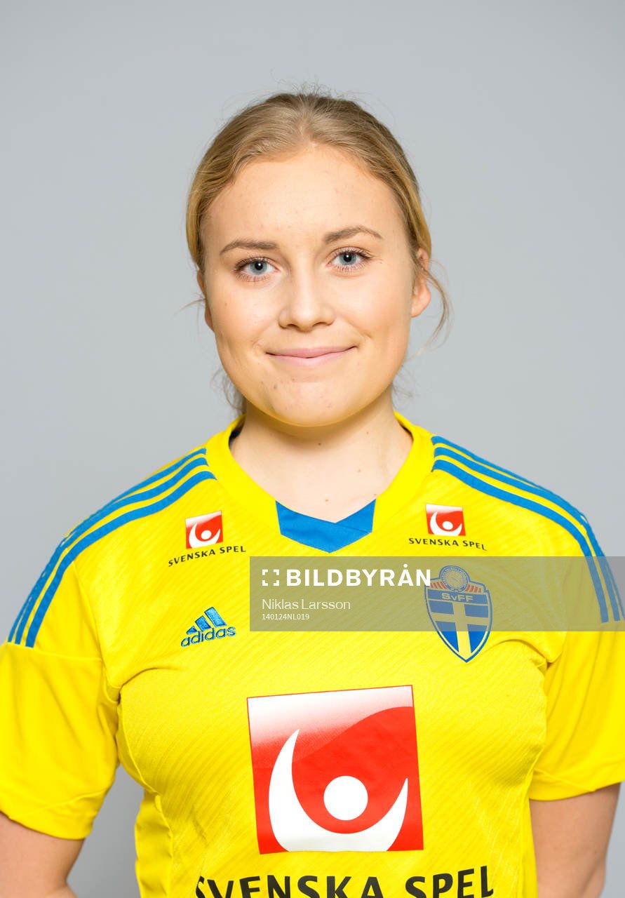 Ellen Gibson, Sverige