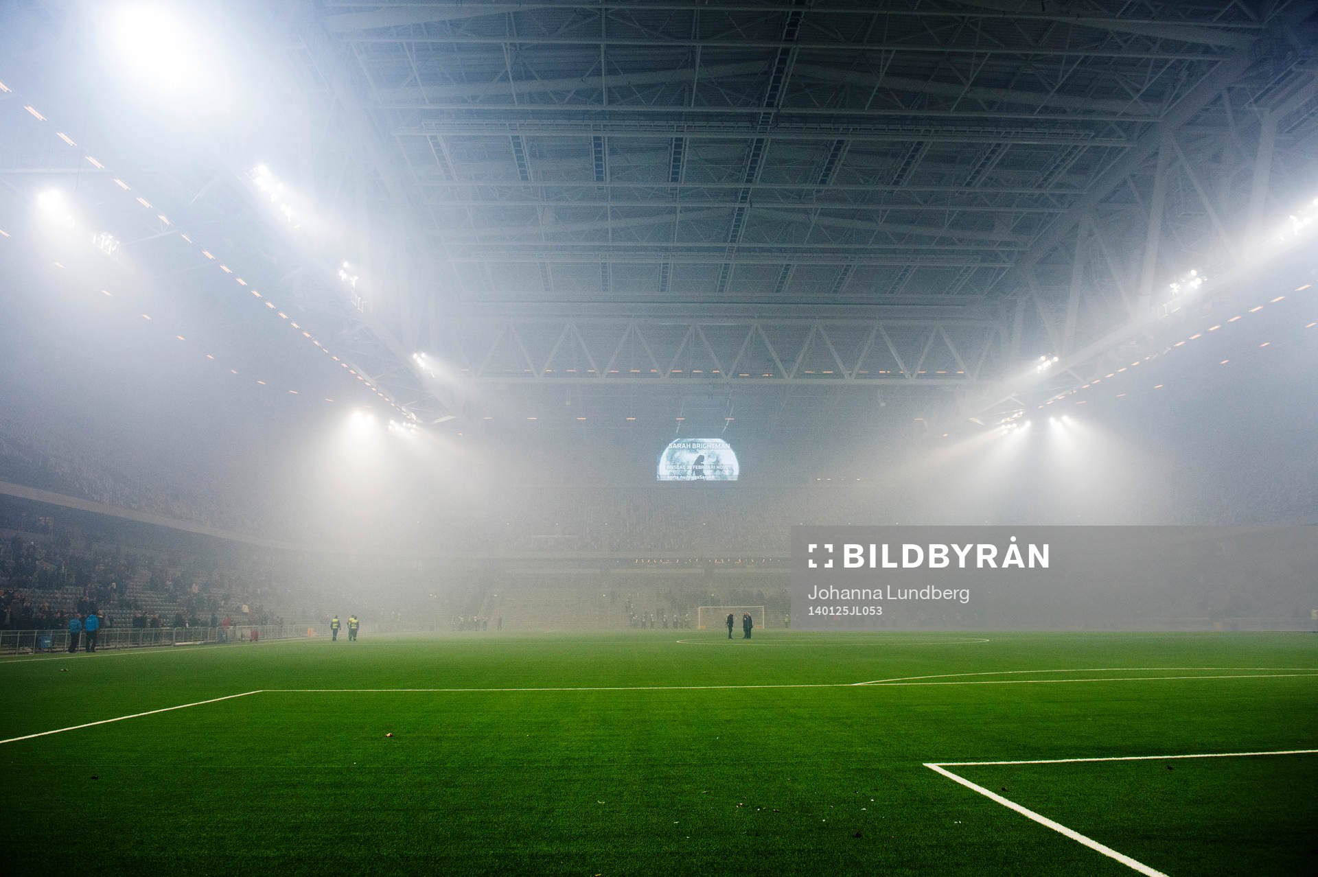 Ett tomt Tele2 arena med stängt tak
