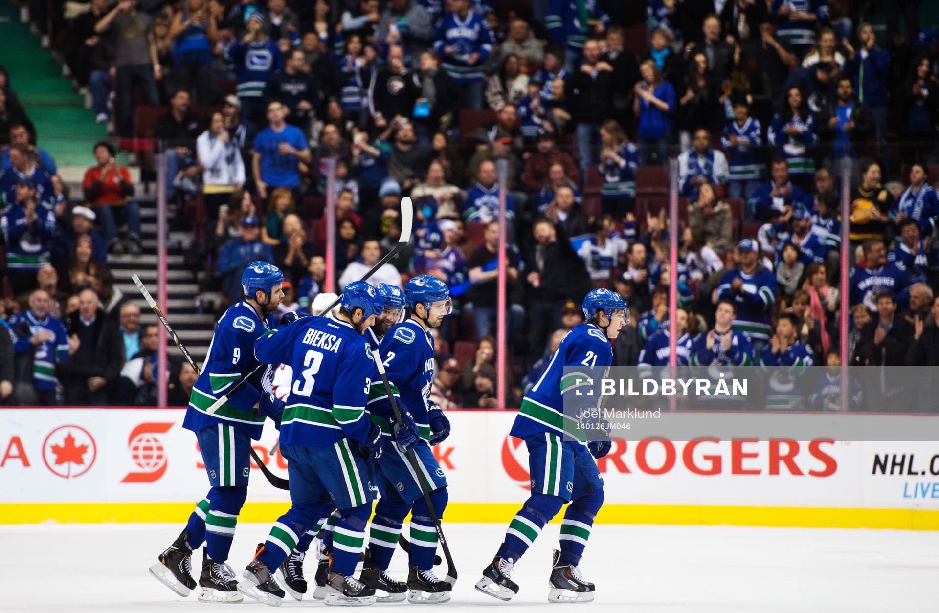 Vancouverspelare jublar