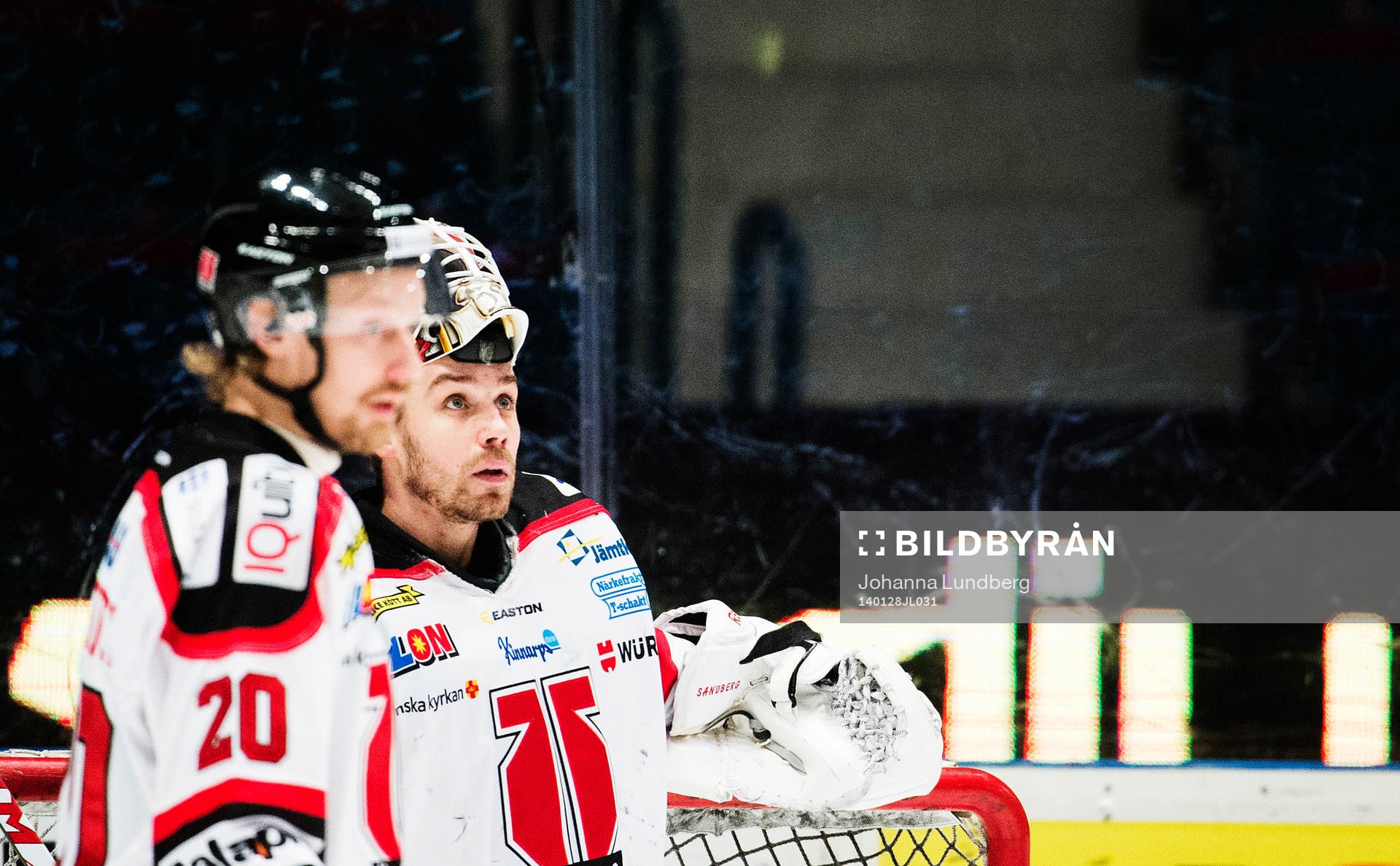 Örebros Marcus Weinstock  och målvakt Tim Sandberg