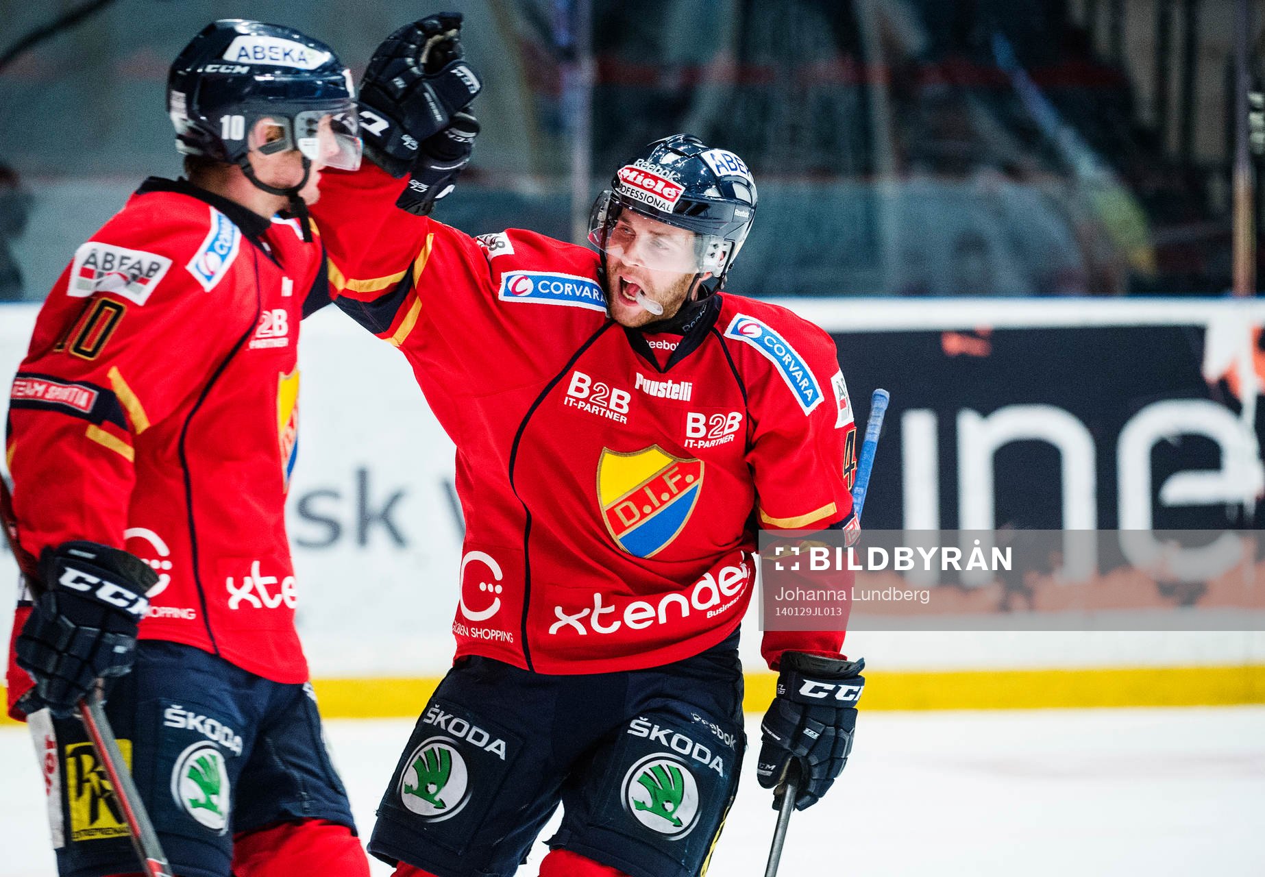 Djurgårdens Joakim Eriksson  och Mattias Guter  jublar