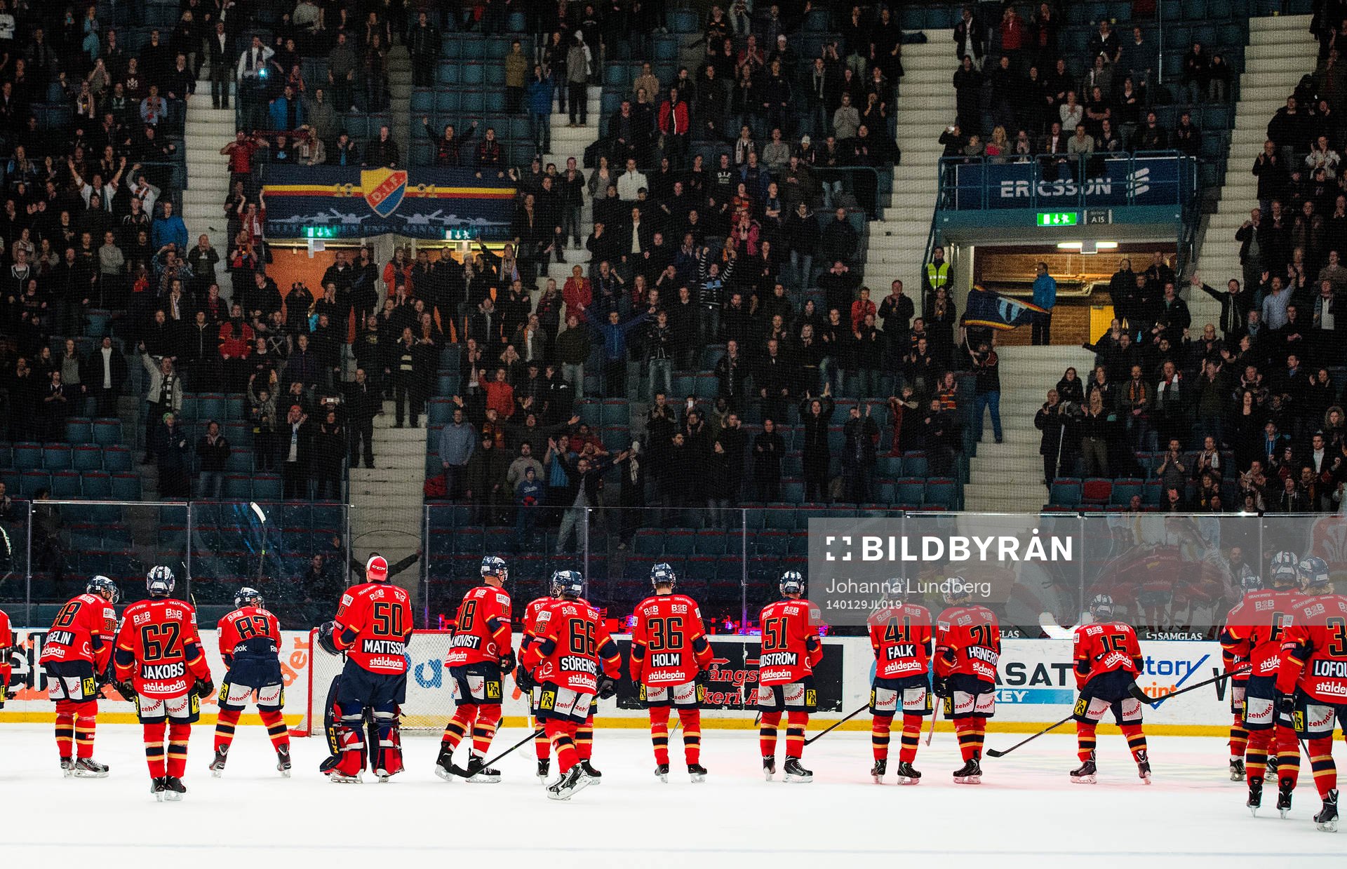 Djurgårdens spelare jublar med publiken
